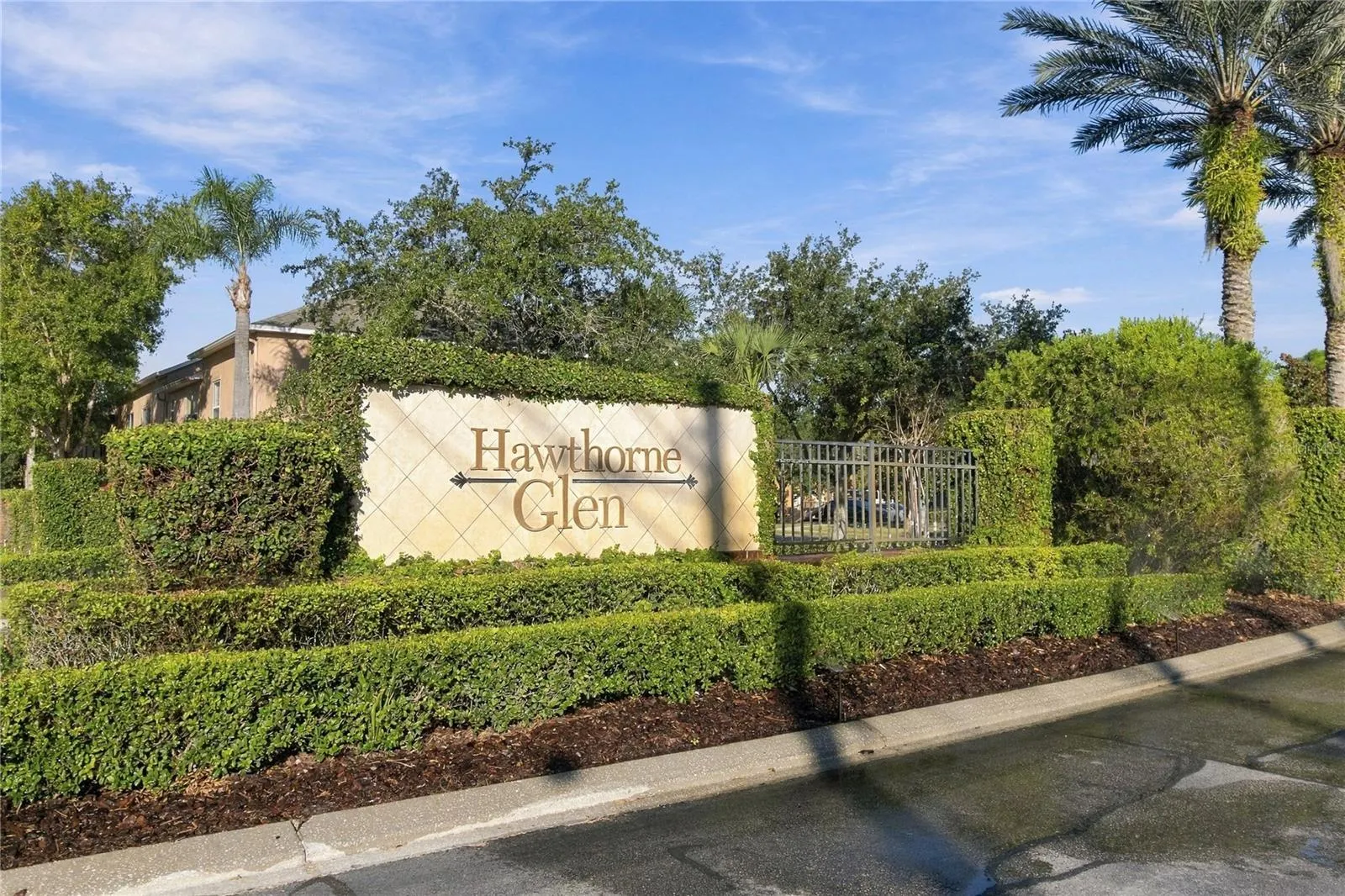 3897 SILVERBELL LOOP