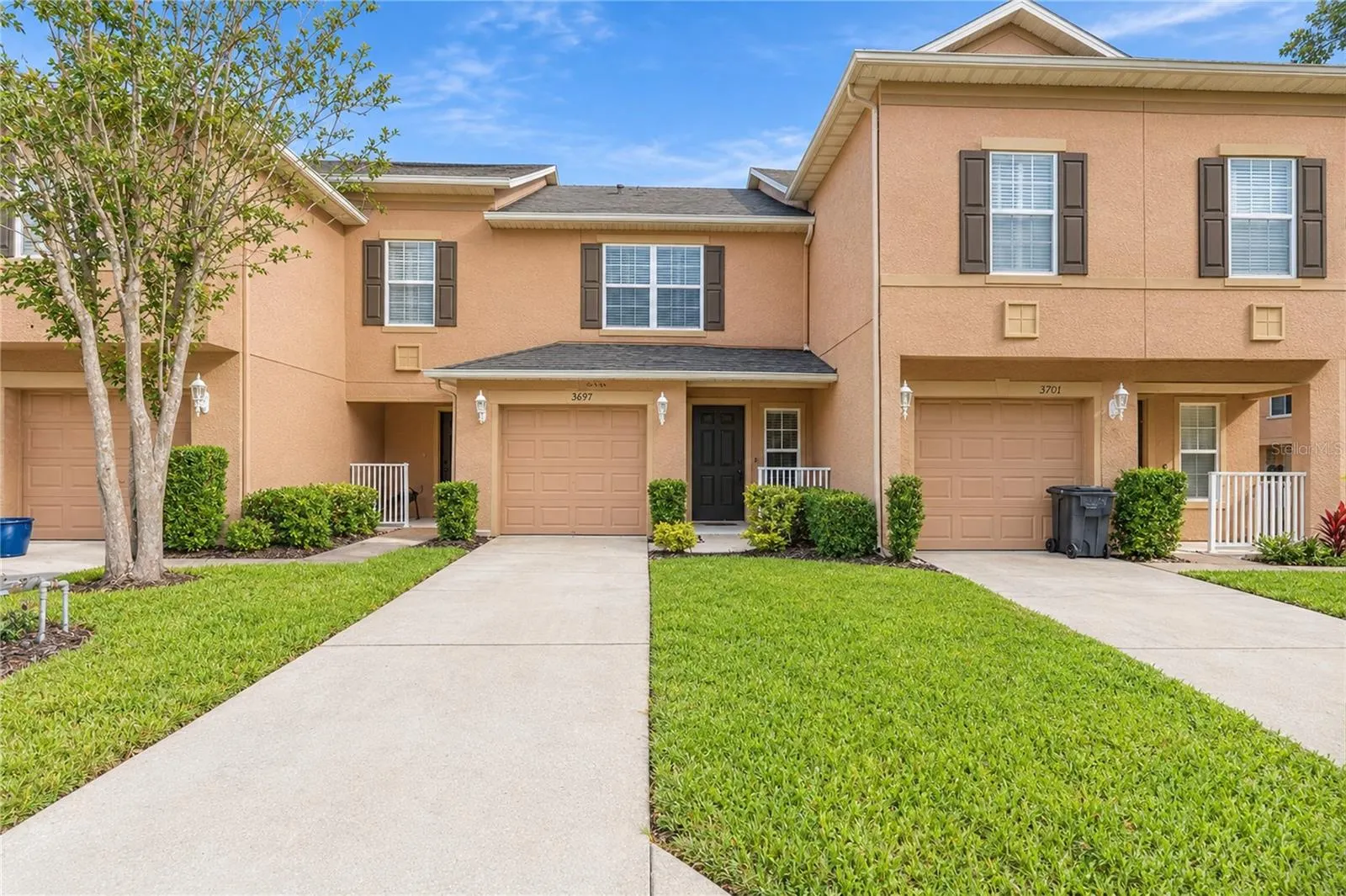 3897 SILVERBELL LOOP