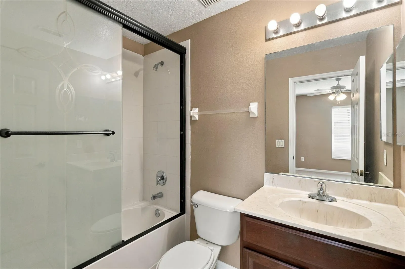3897 SILVERBELL LOOP