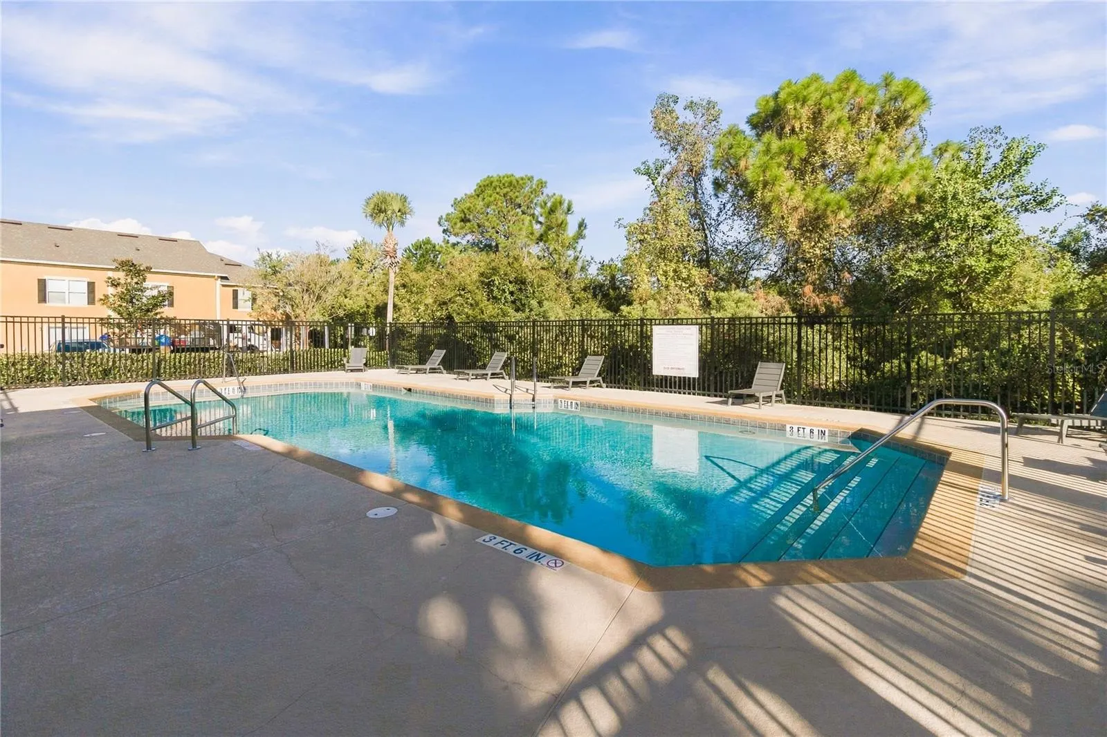 3897 SILVERBELL LOOP