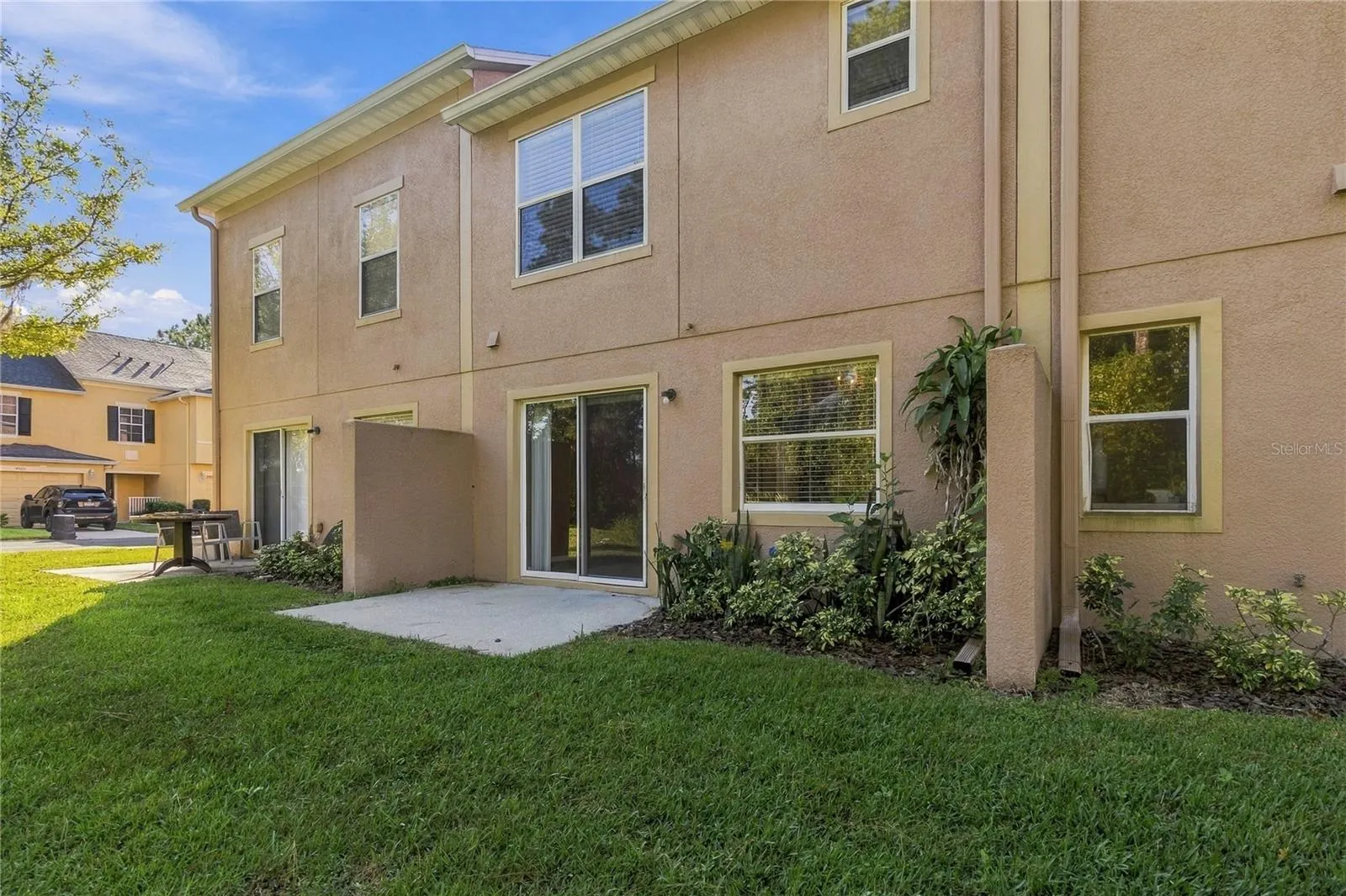 3897 SILVERBELL LOOP