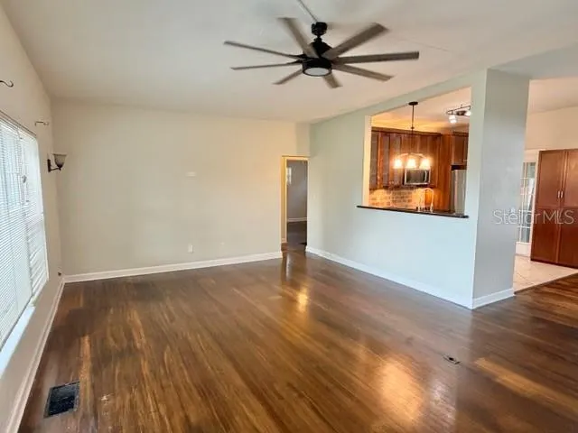 365 LAKE SEMINARY CIR