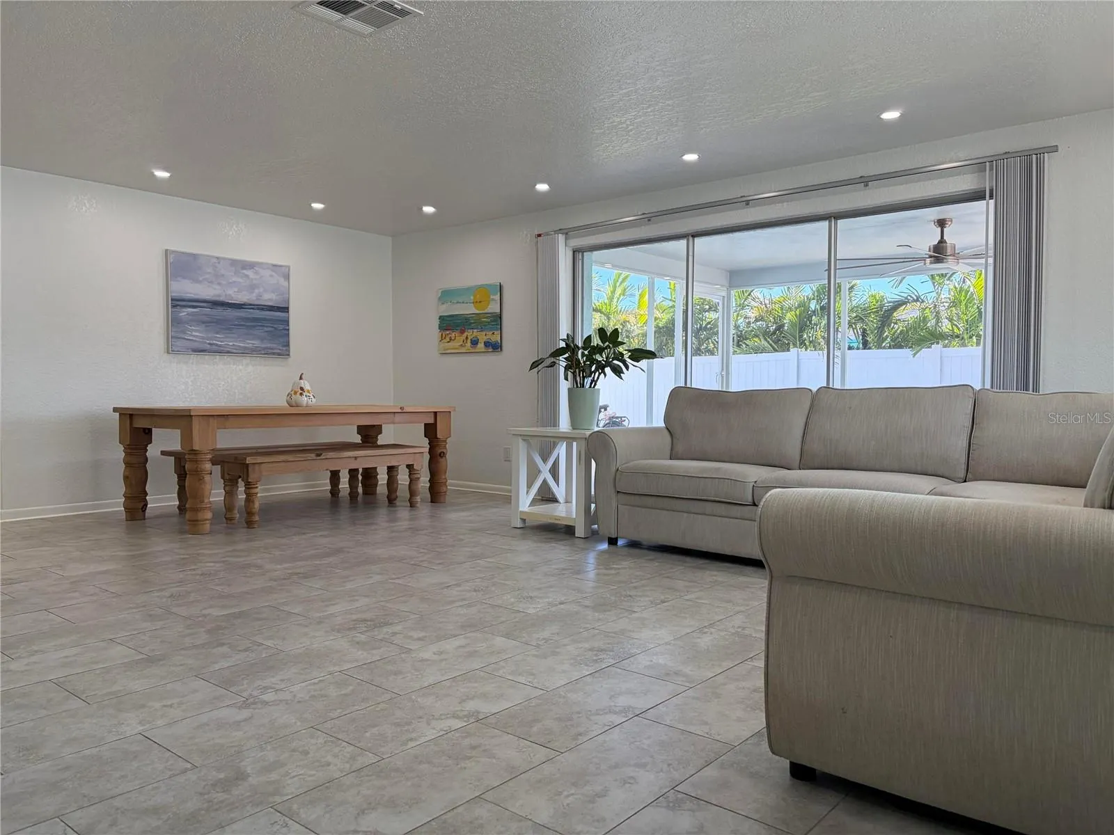 785 SAN SALVADOR DR