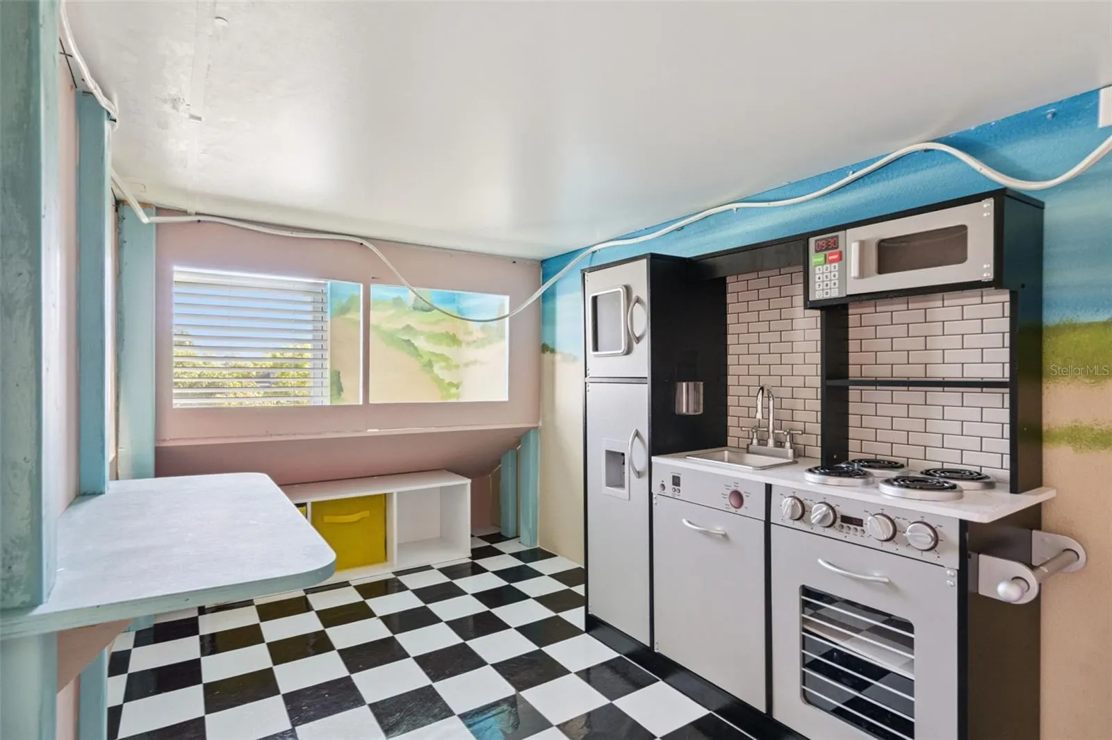 7646 OAKMOSS LOOP