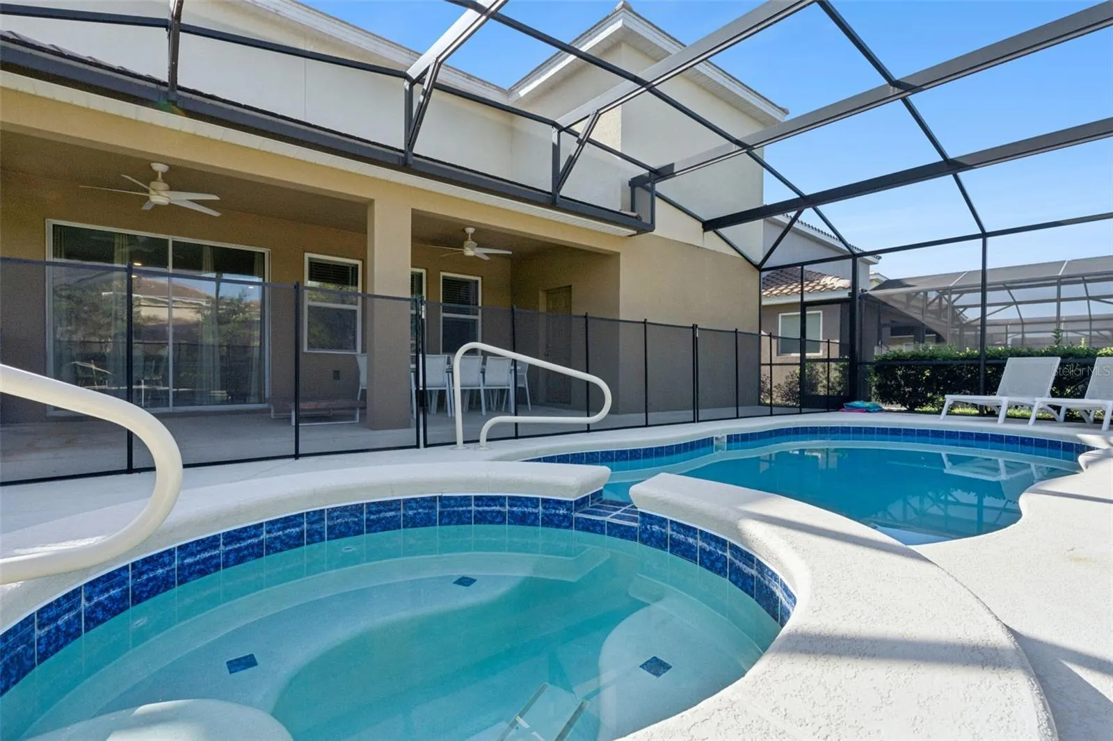 7646 OAKMOSS LOOP