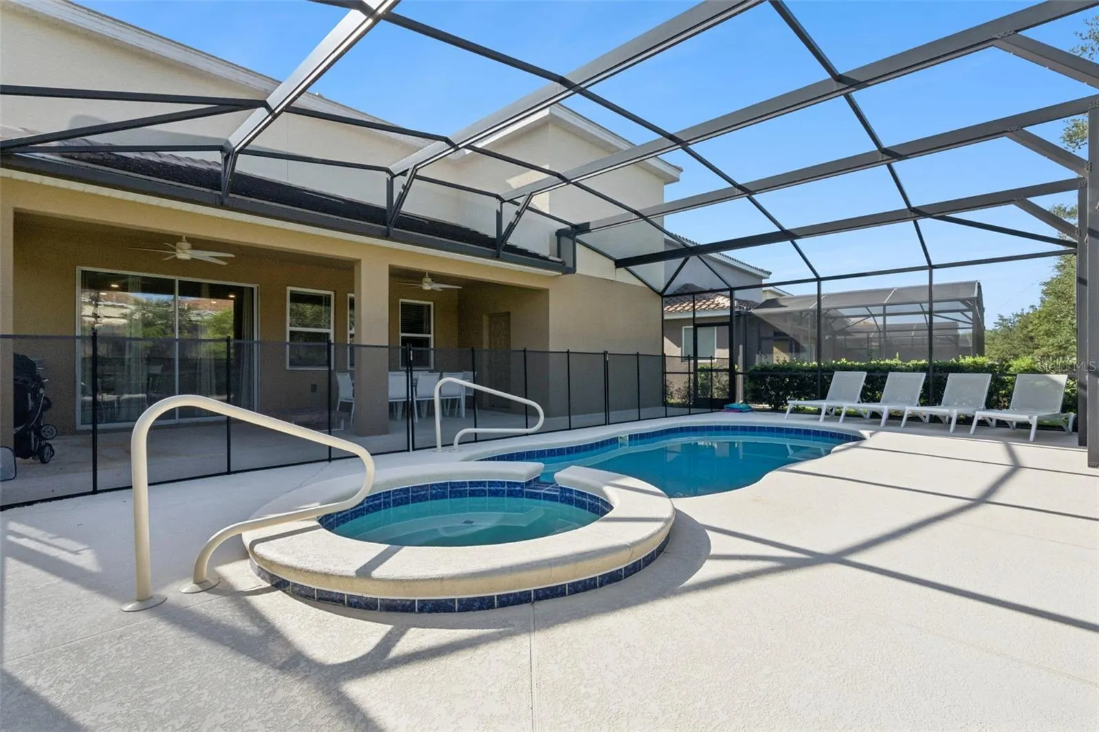 7646 OAKMOSS LOOP