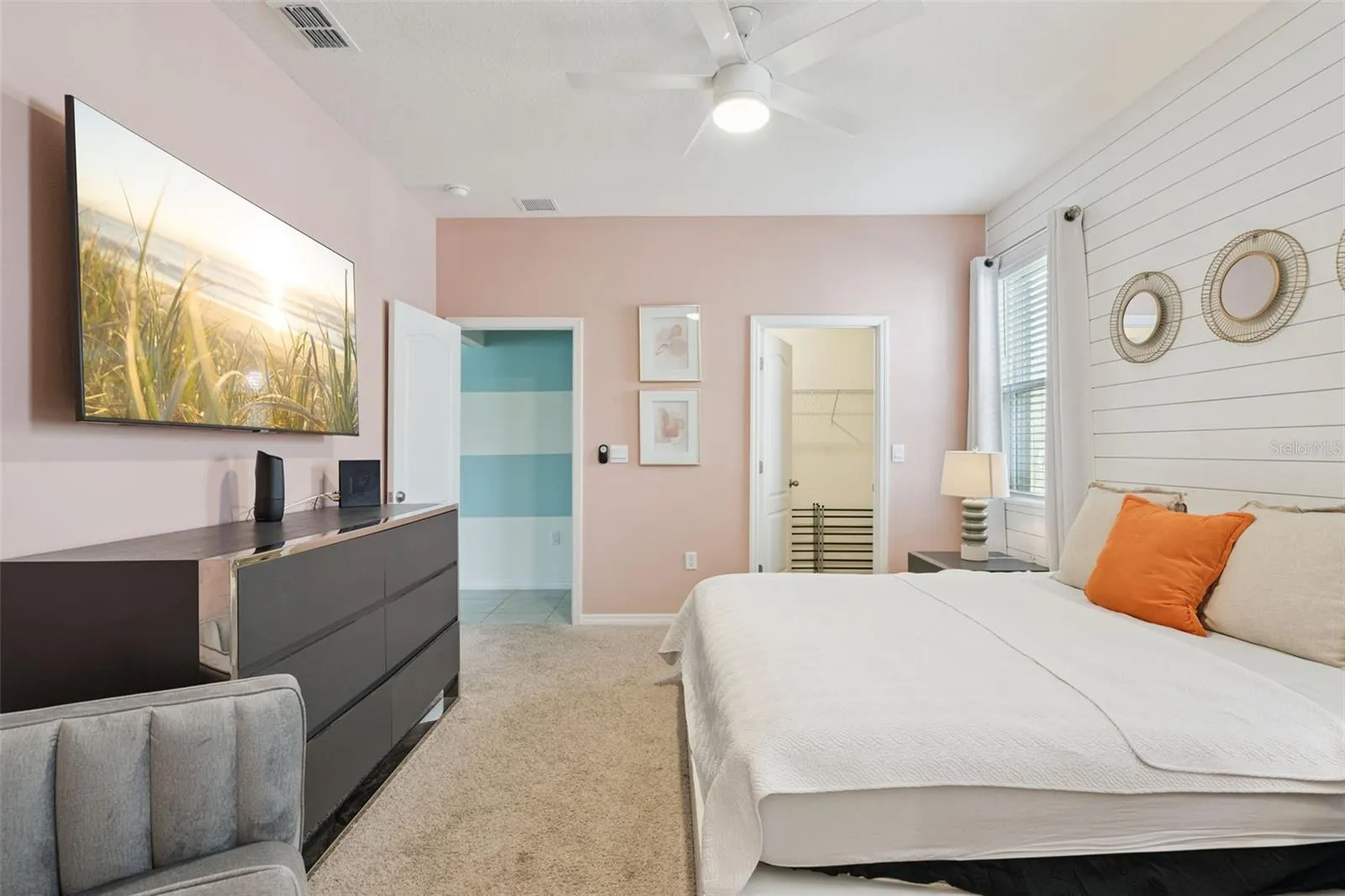7646 OAKMOSS LOOP