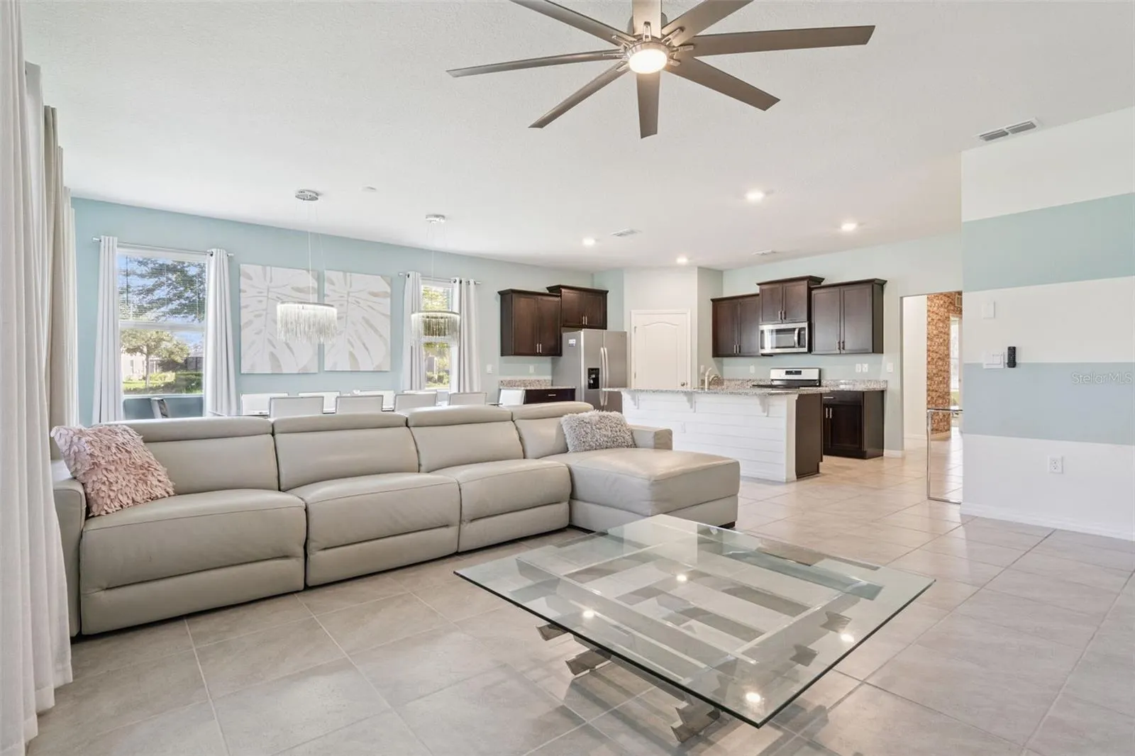 7646 OAKMOSS LOOP