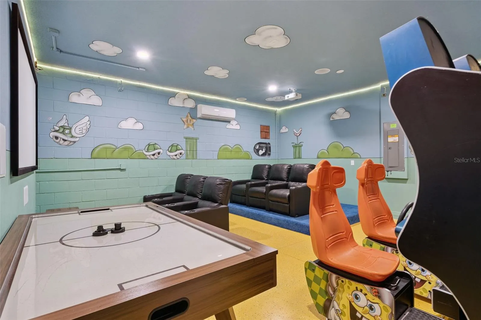 7646 OAKMOSS LOOP