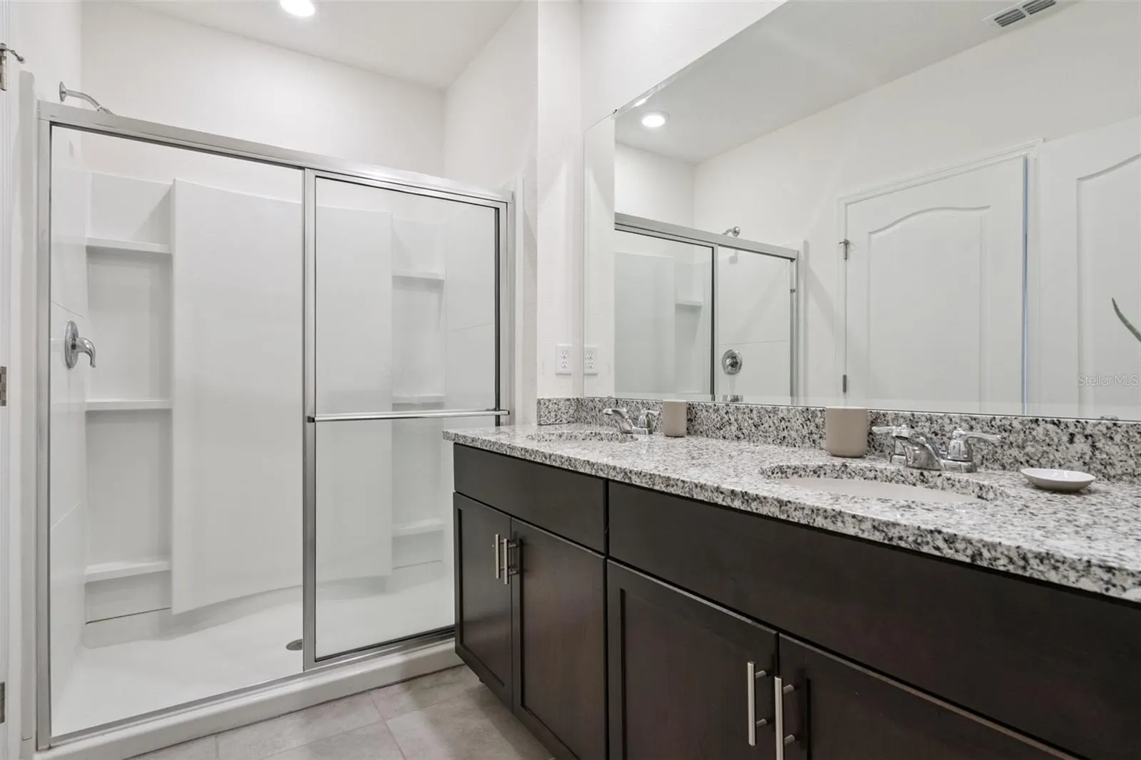 7646 OAKMOSS LOOP