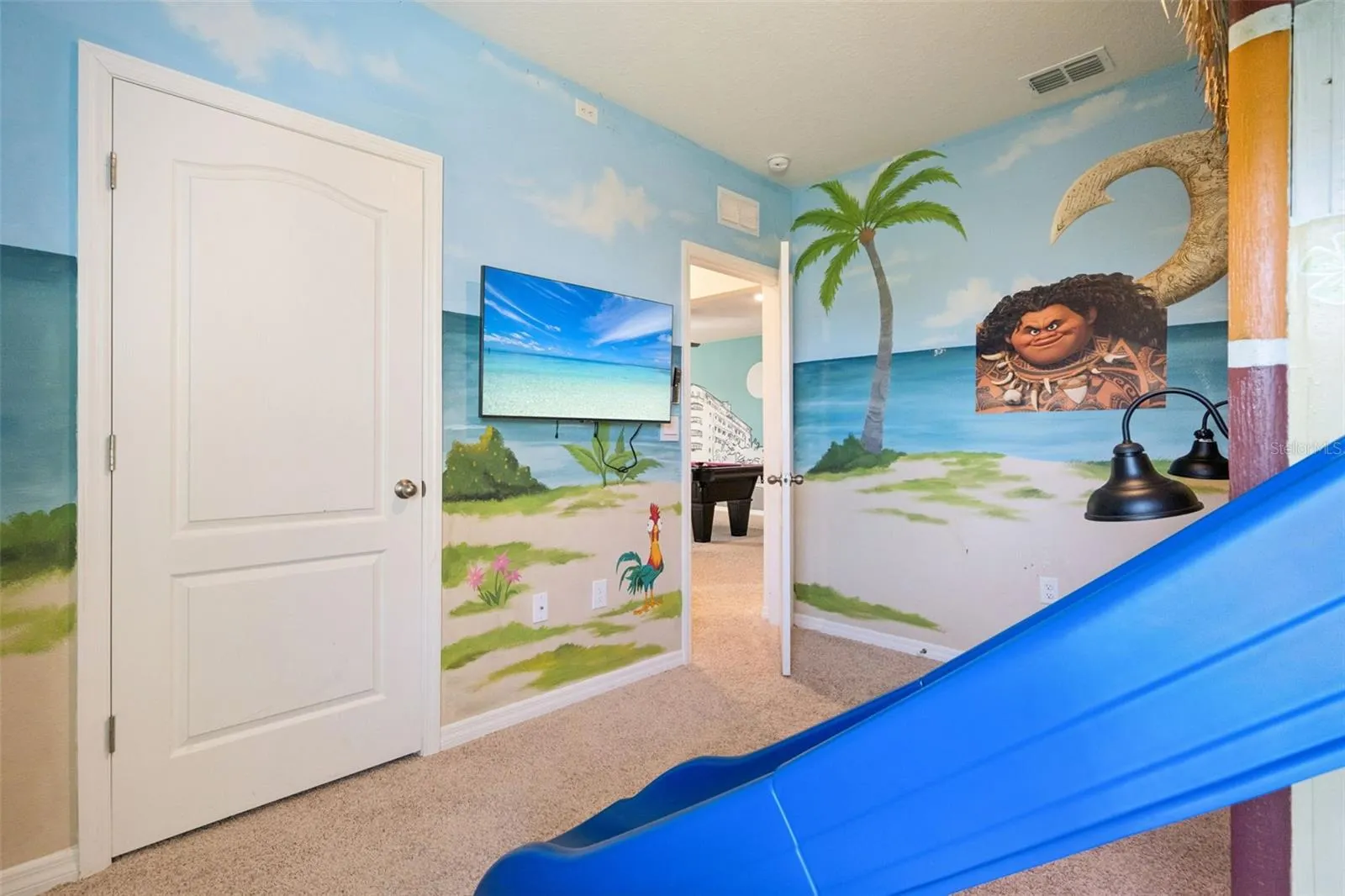 7646 OAKMOSS LOOP