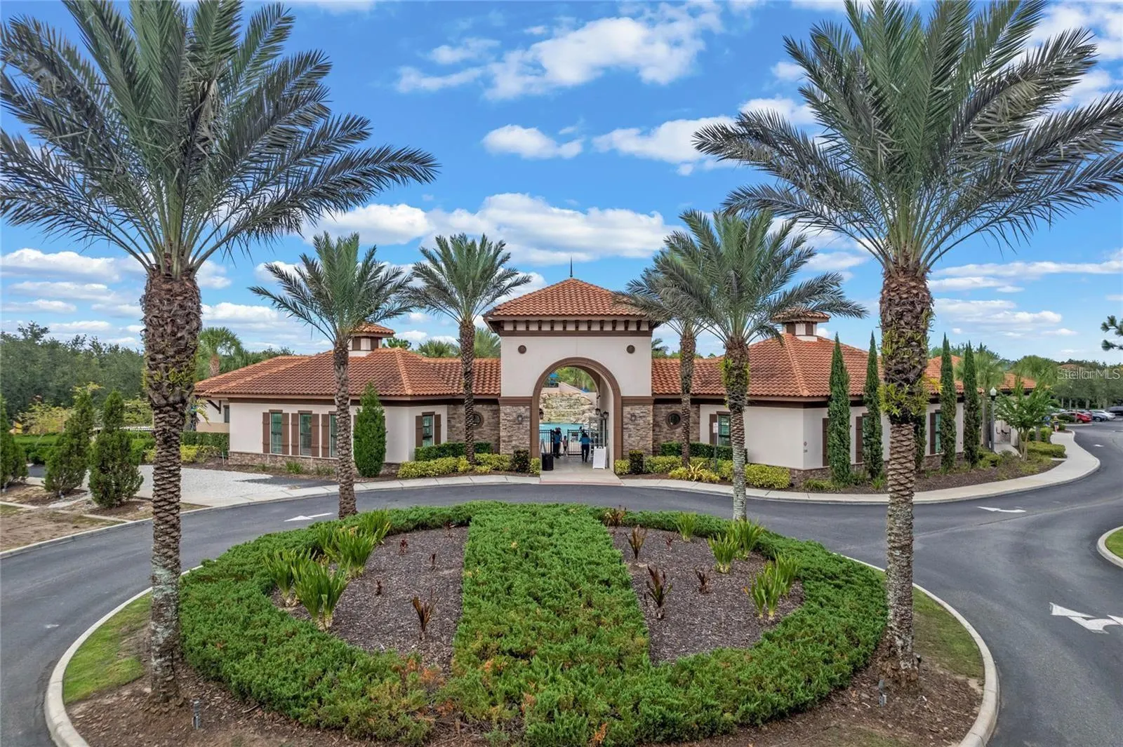 7646 OAKMOSS LOOP