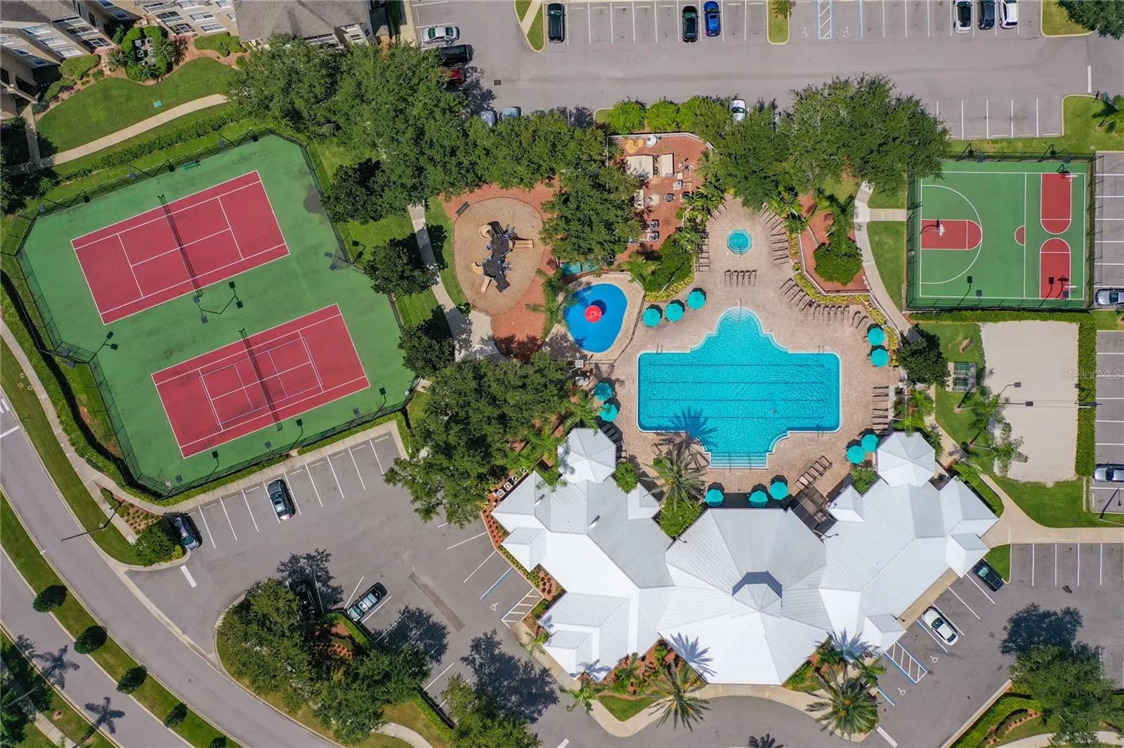 2321 SILVER PALM DR