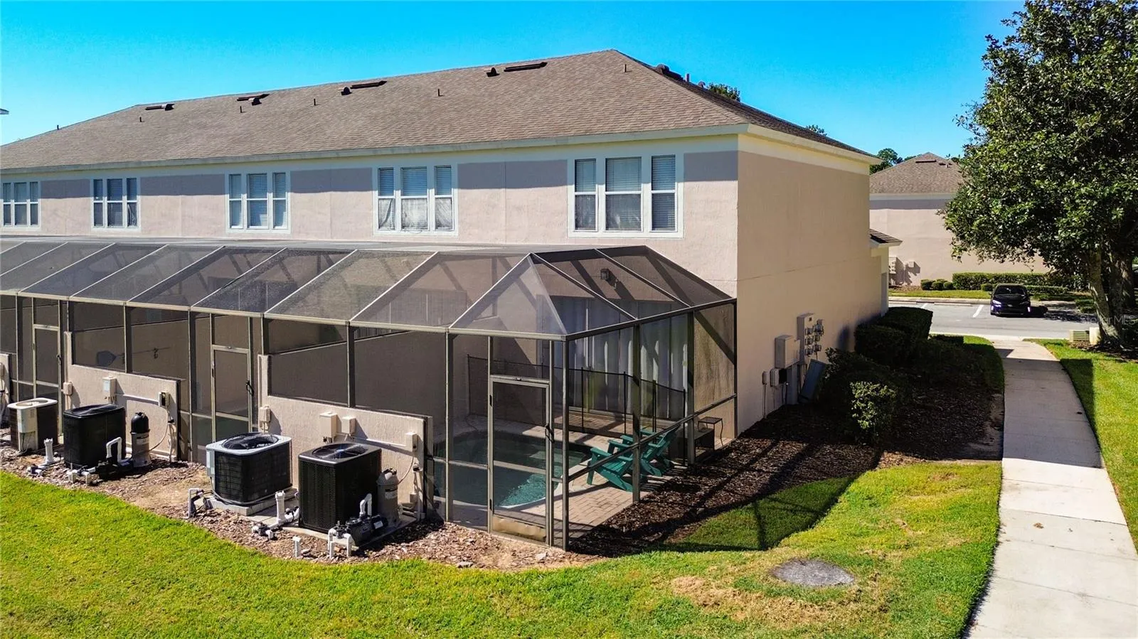 2321 SILVER PALM DR