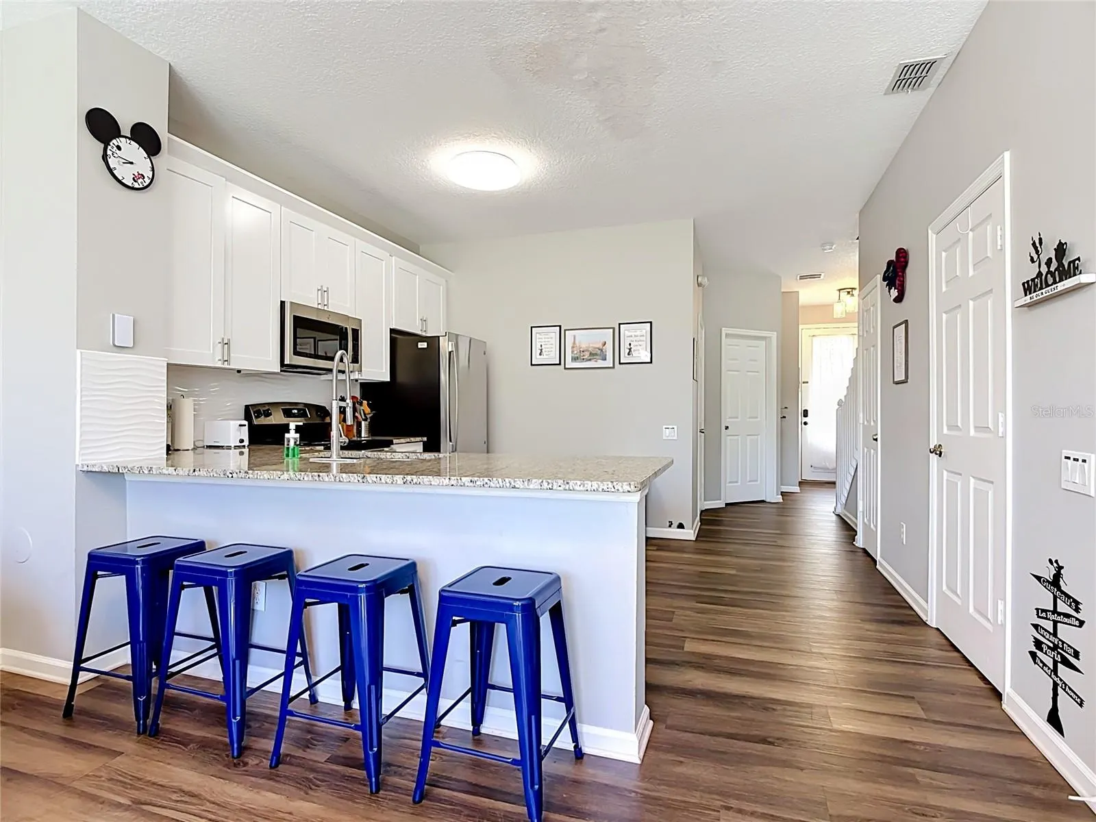 2321 SILVER PALM DR
