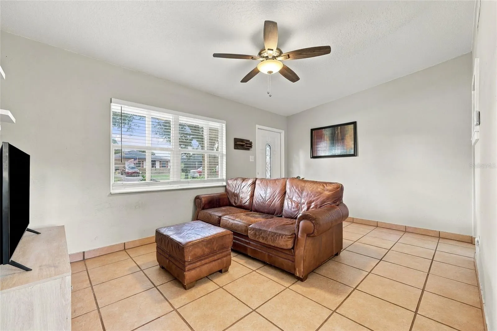 1601 GATTIS DR