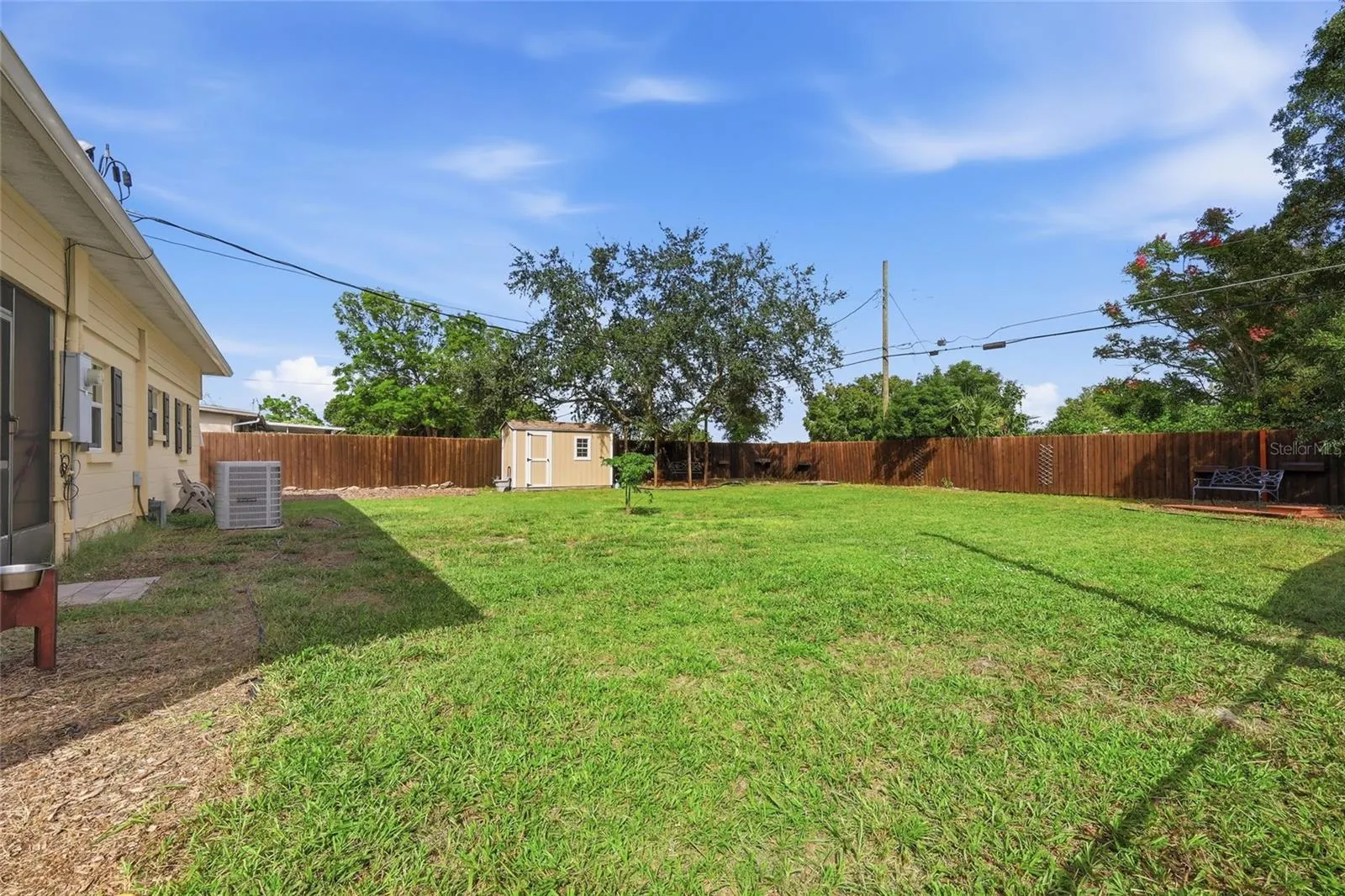 1601 GATTIS DR