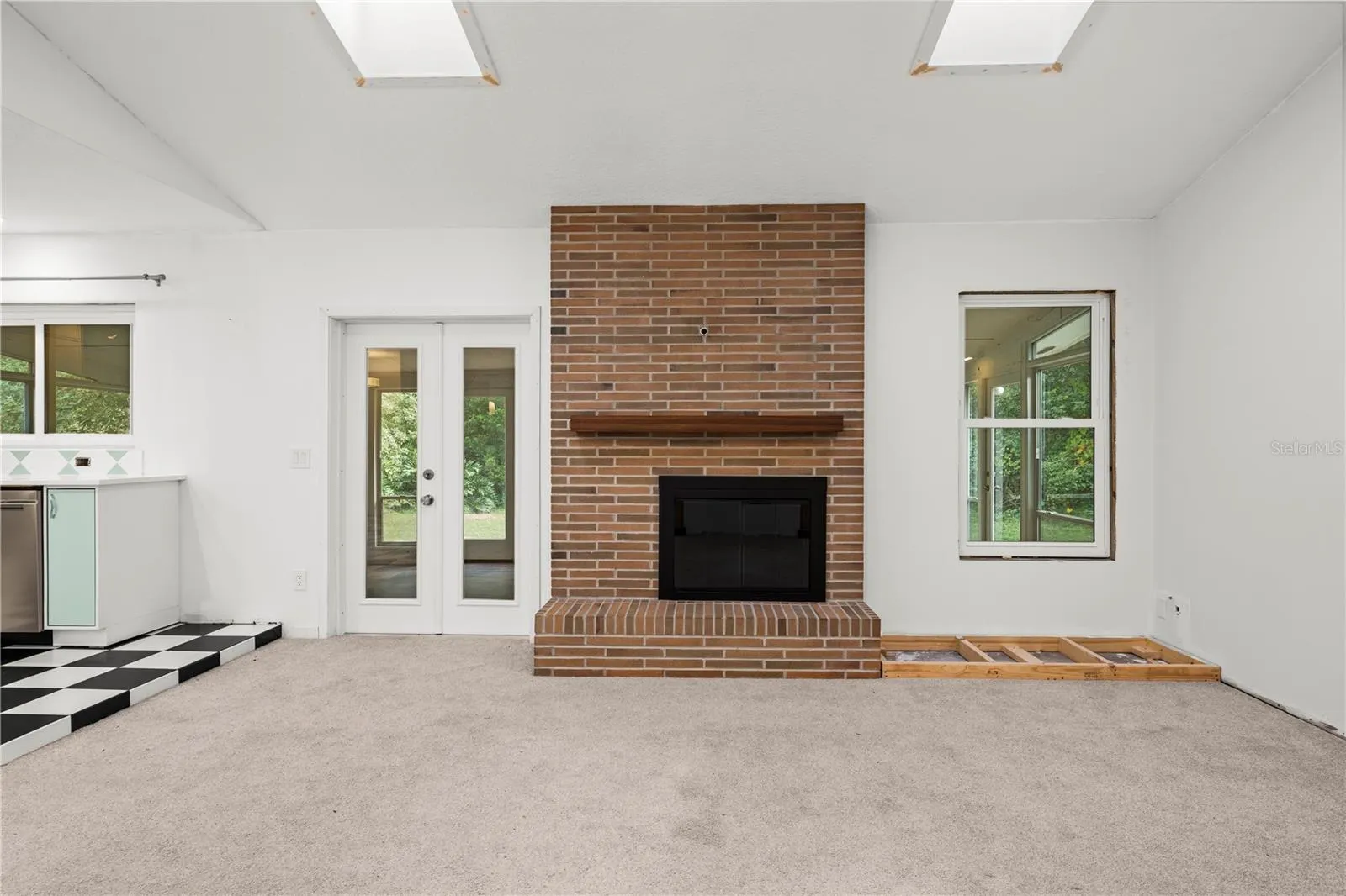 752 RIVERBAY CT
