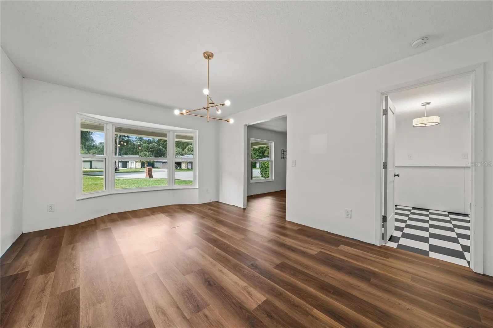 752 RIVERBAY CT