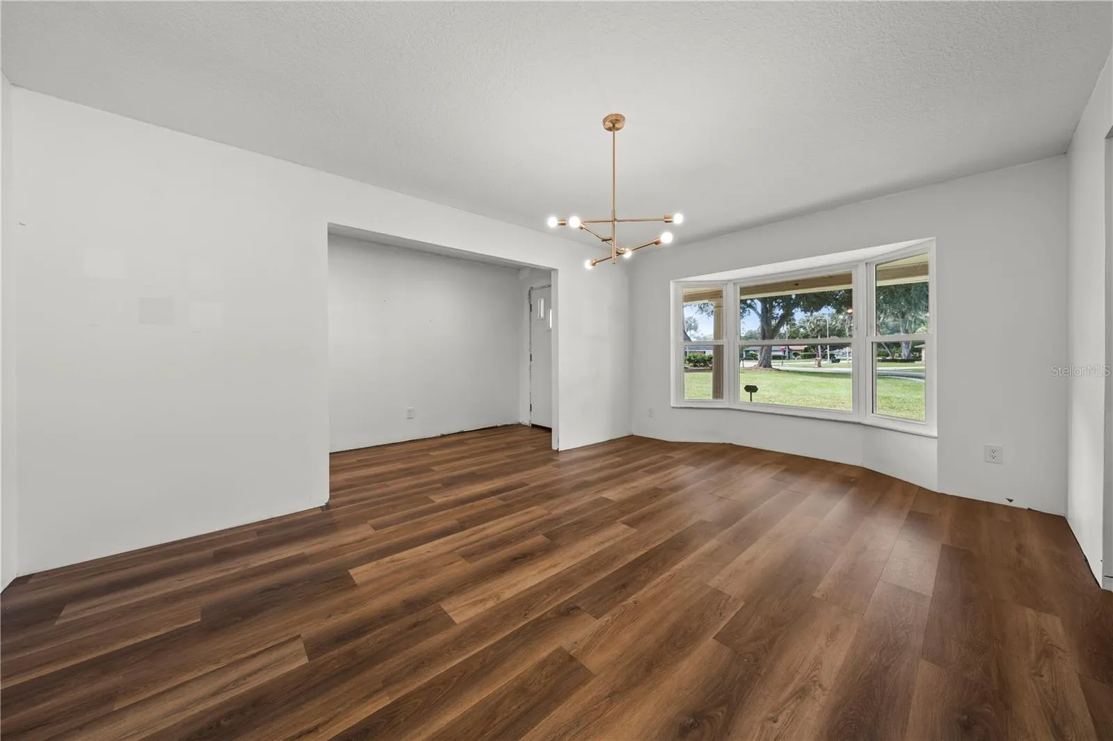 752 RIVERBAY CT