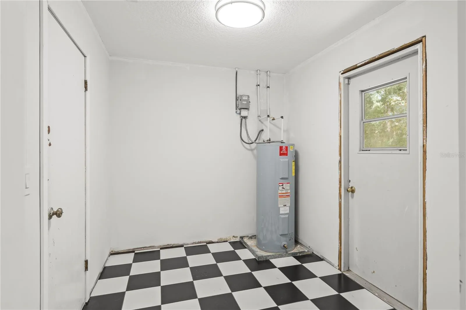 752 RIVERBAY CT