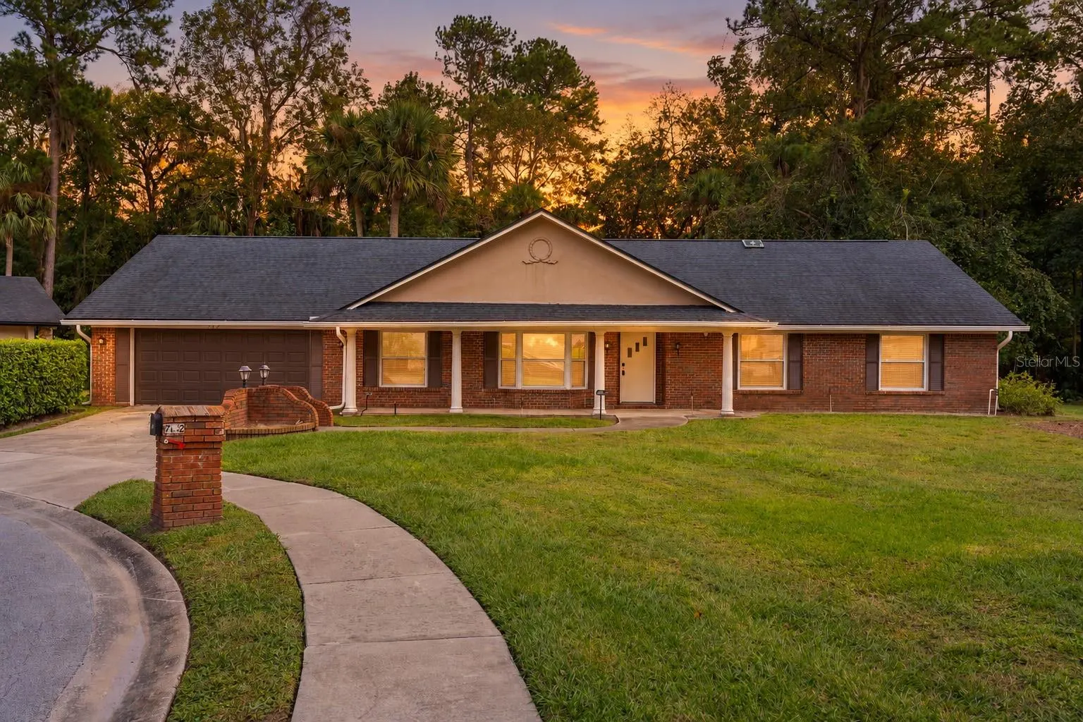 752 RIVERBAY CT