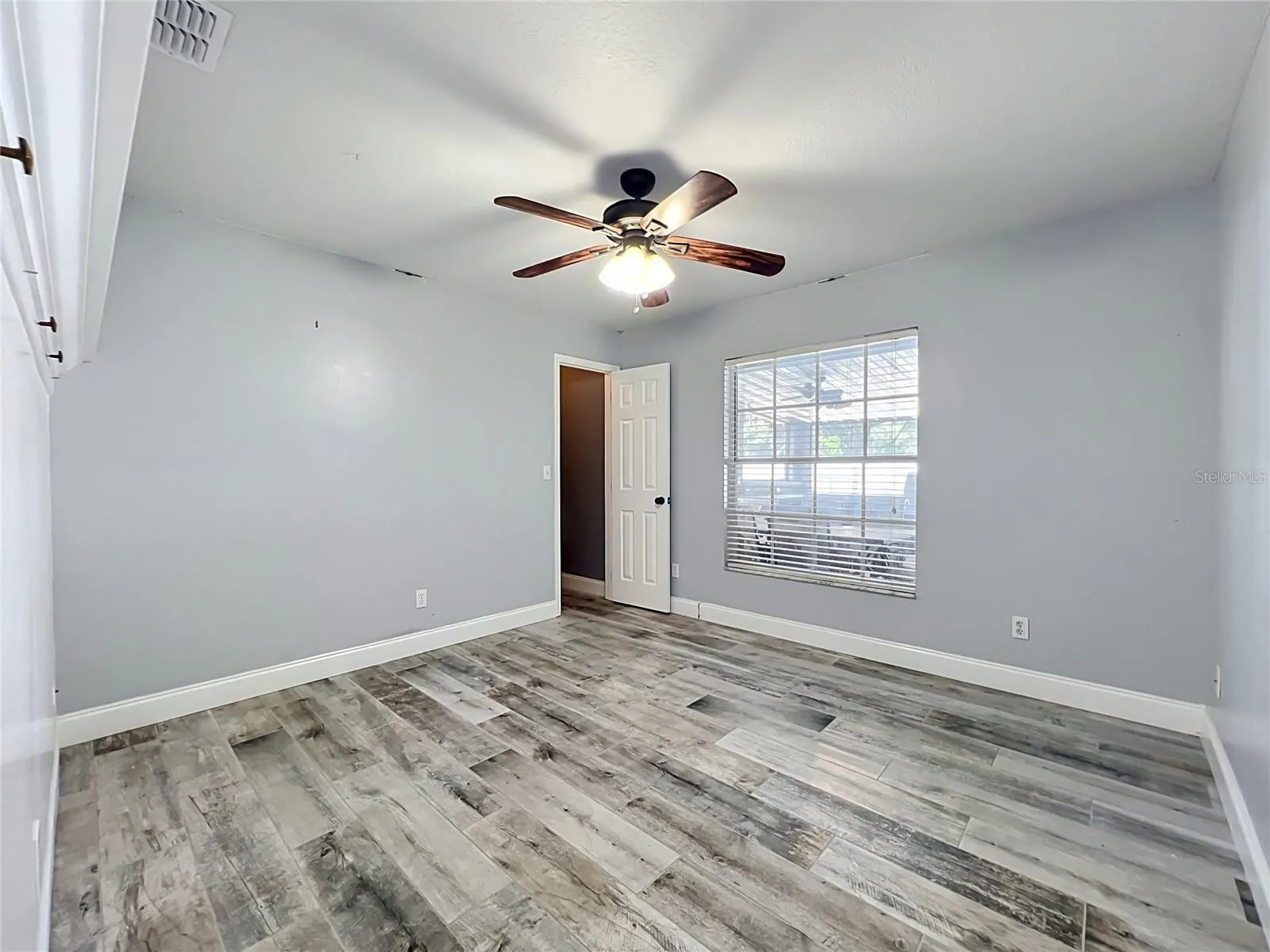 9913 JANETTE LN