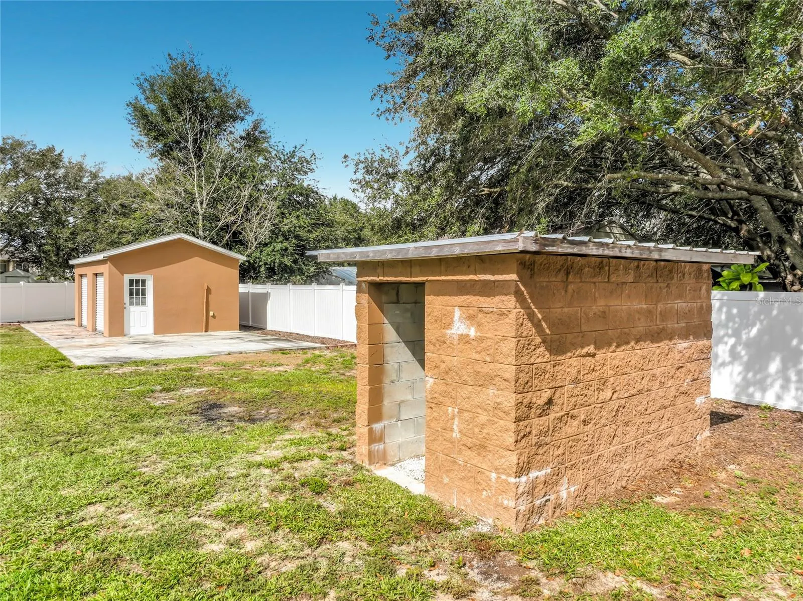 9913 JANETTE LN