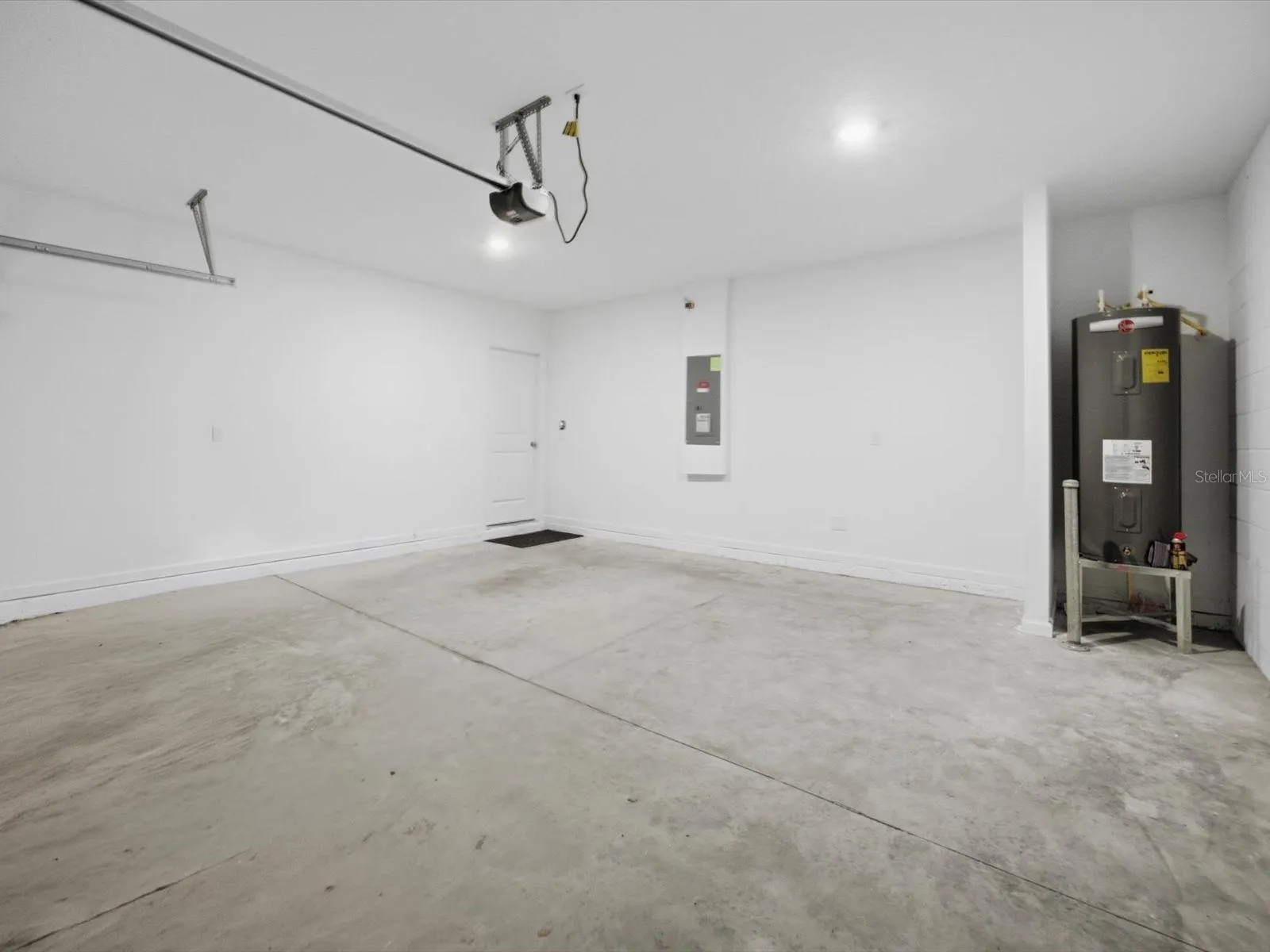 1287 BLUE ASH LN