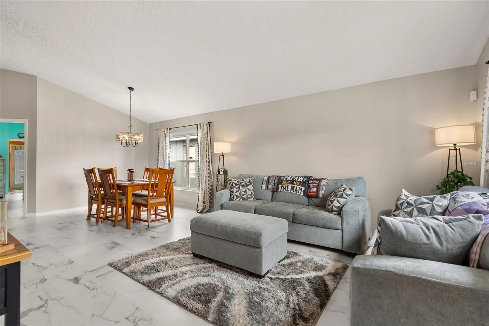 551 MAJESTY DR