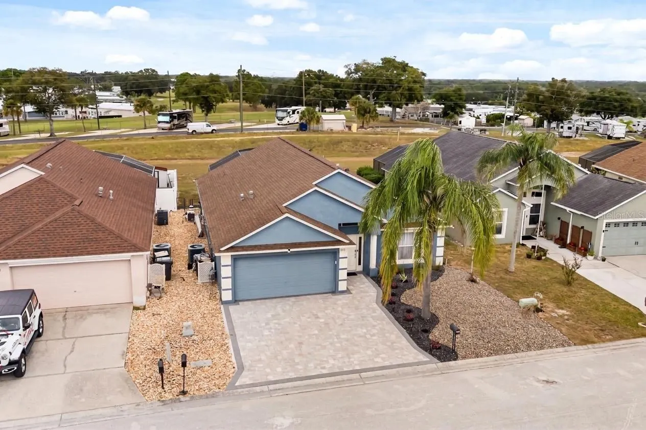 551 MAJESTY DR