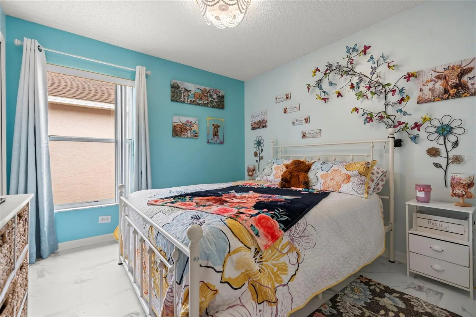 551 MAJESTY DR