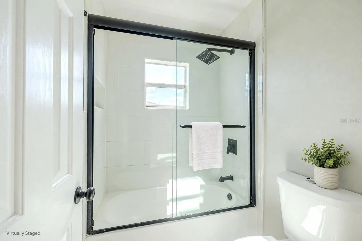 341 AYLESBURY CT