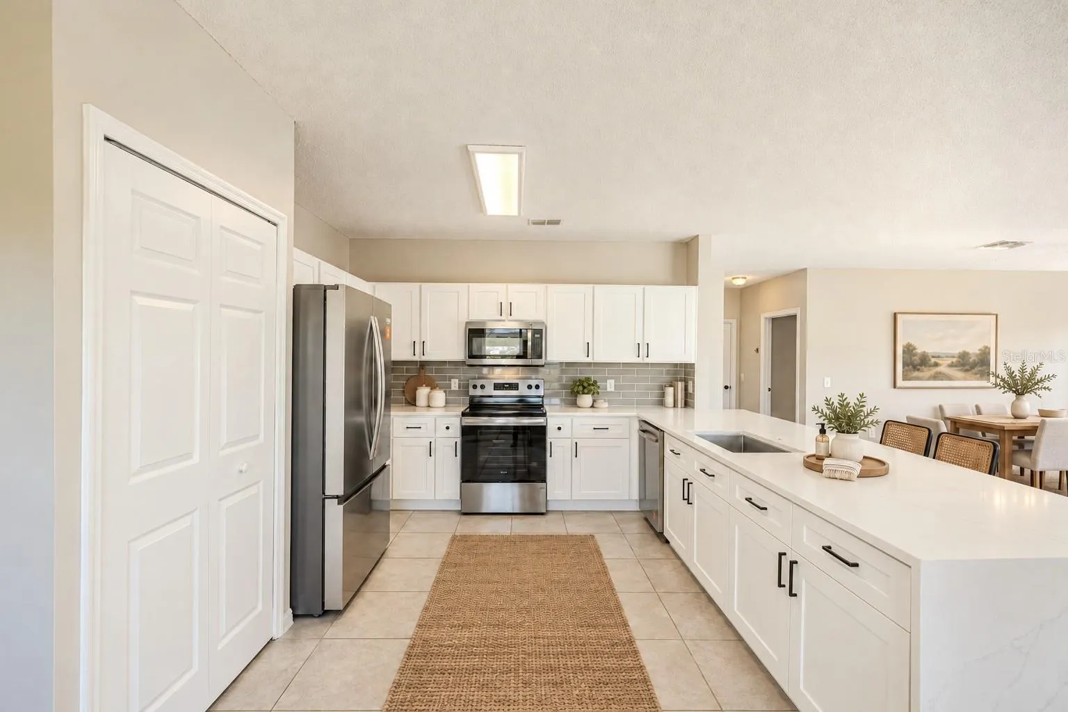 341 AYLESBURY CT