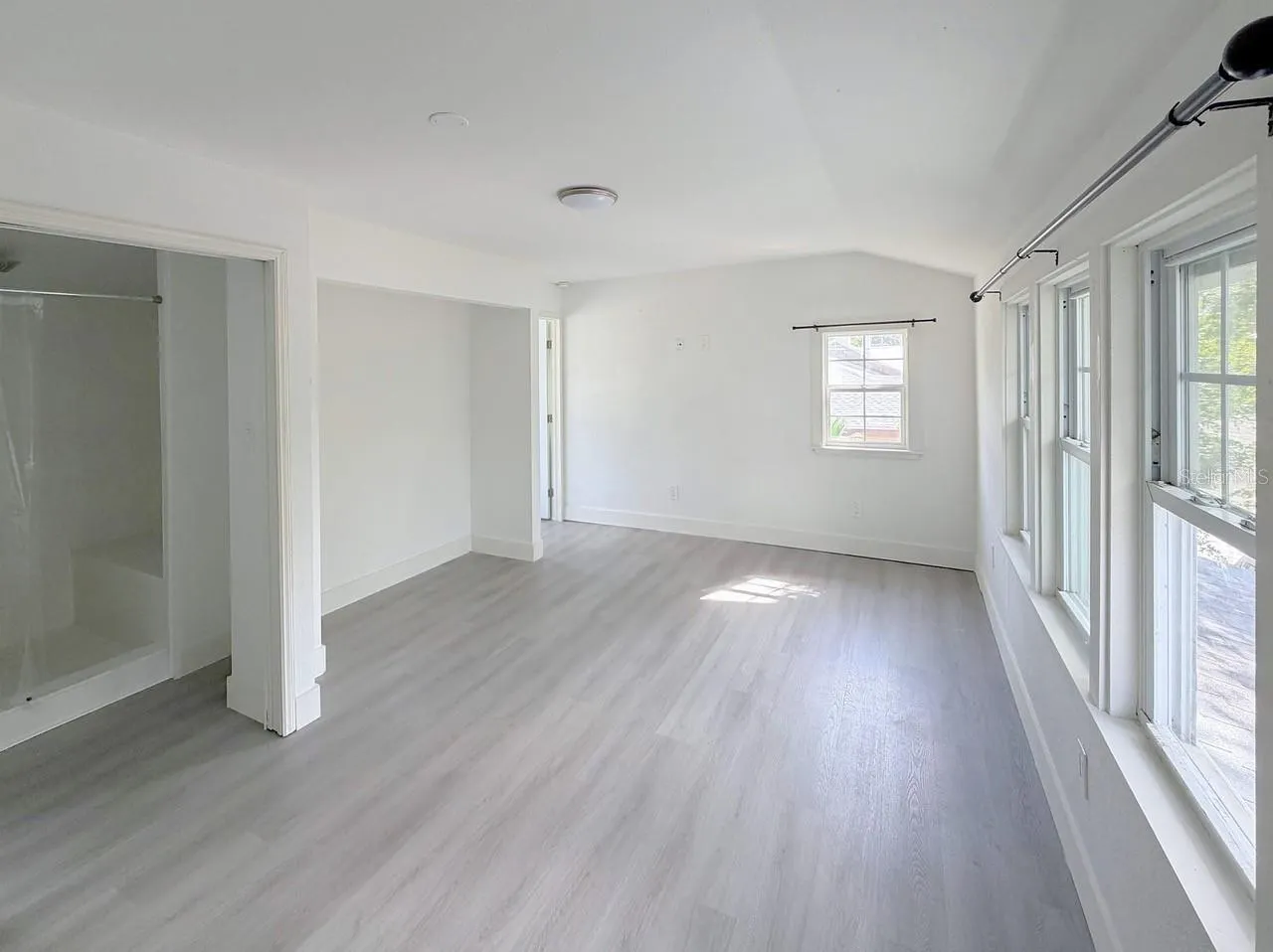 1812 12TH AVE W