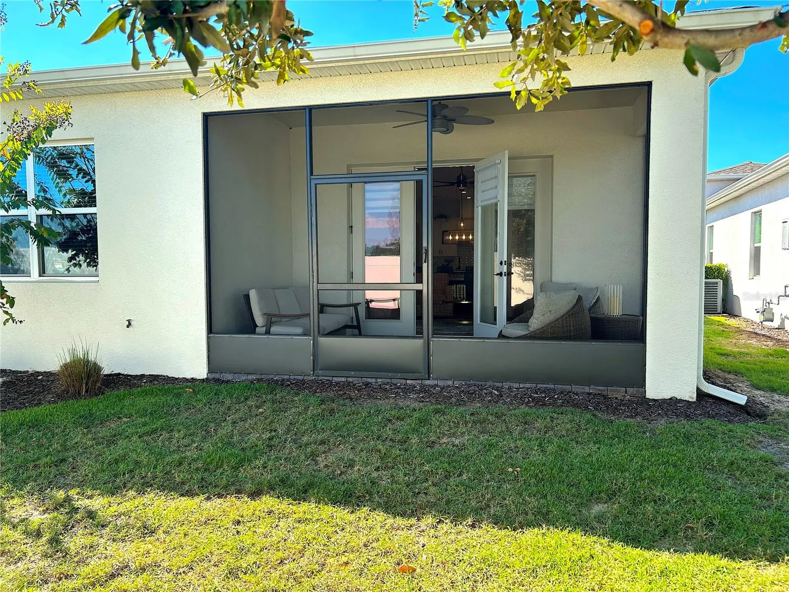 2043 KEY BAY TRL