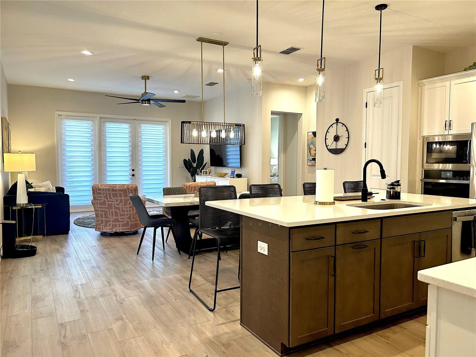 2043 KEY BAY TRL