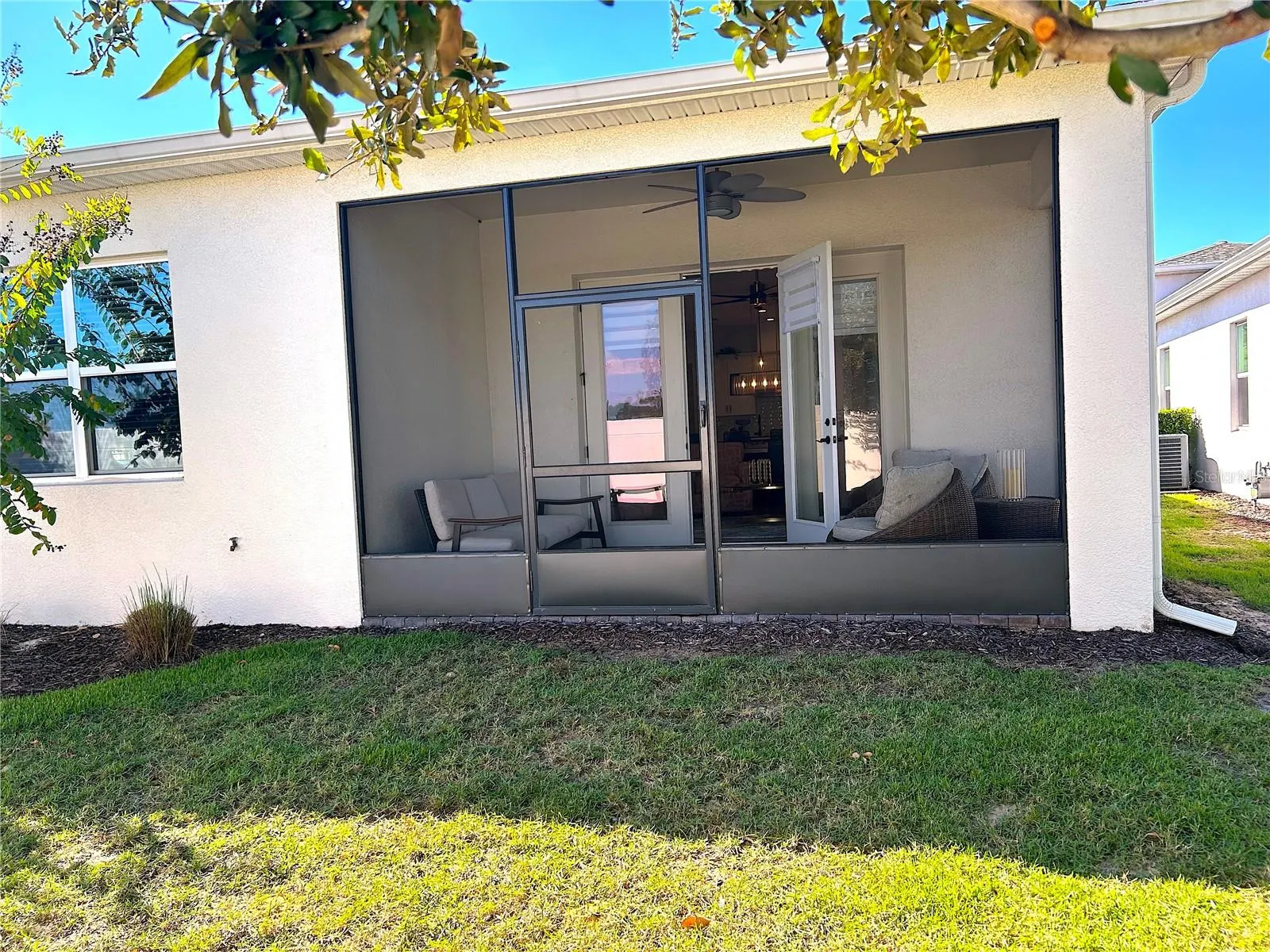 2043 KEY BAY TRL