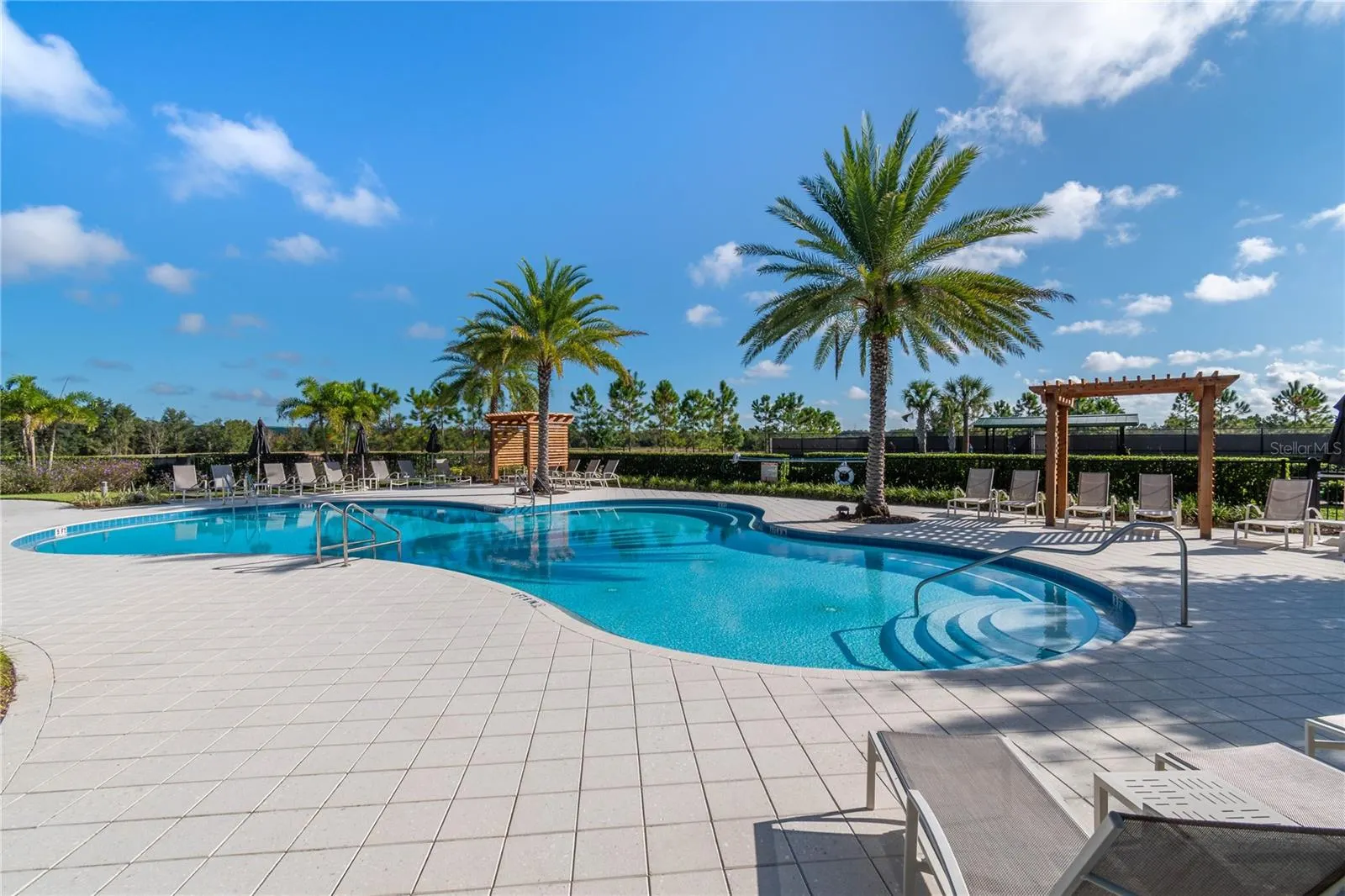 2043 KEY BAY TRL
