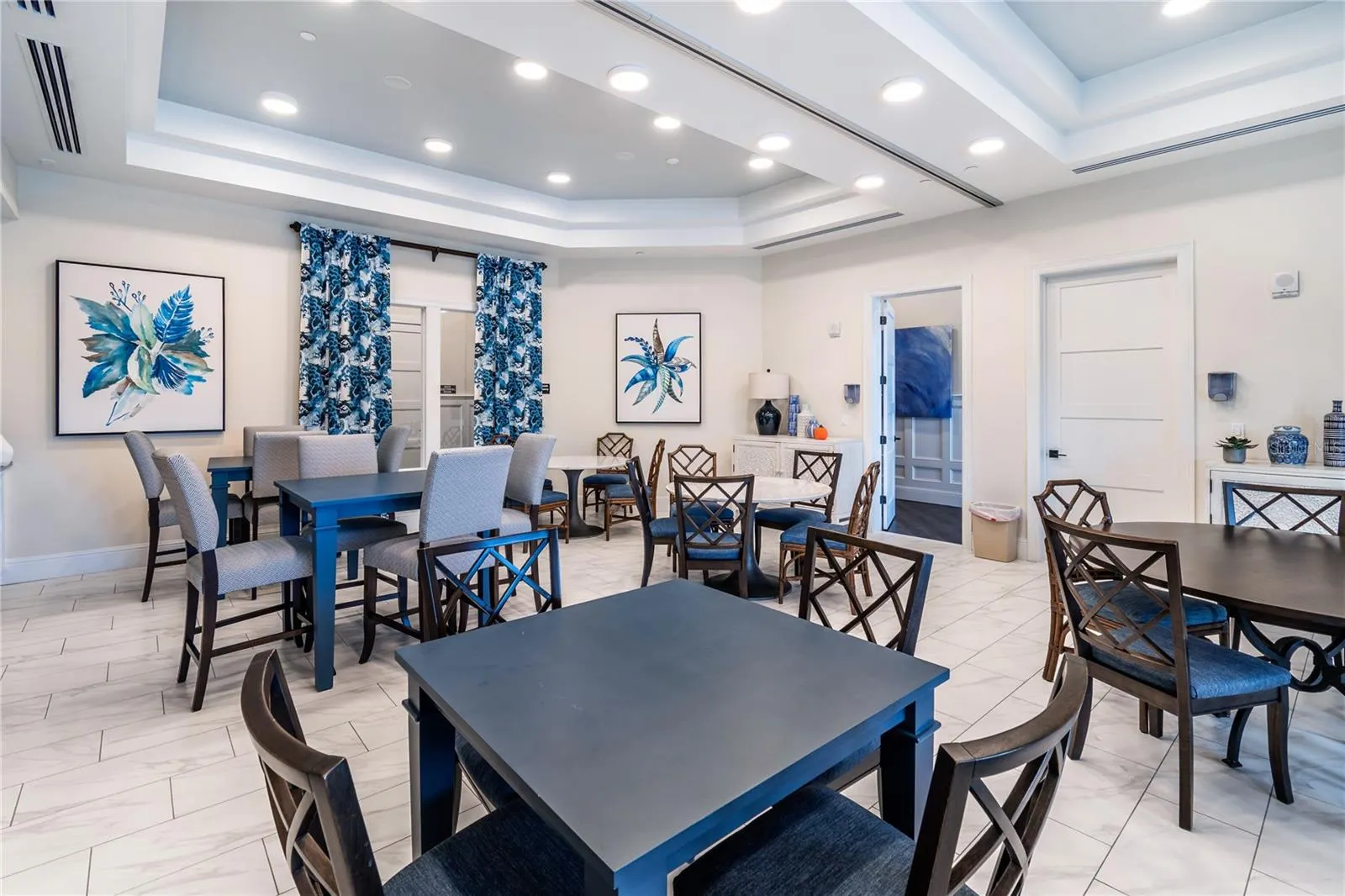 2043 KEY BAY TRL