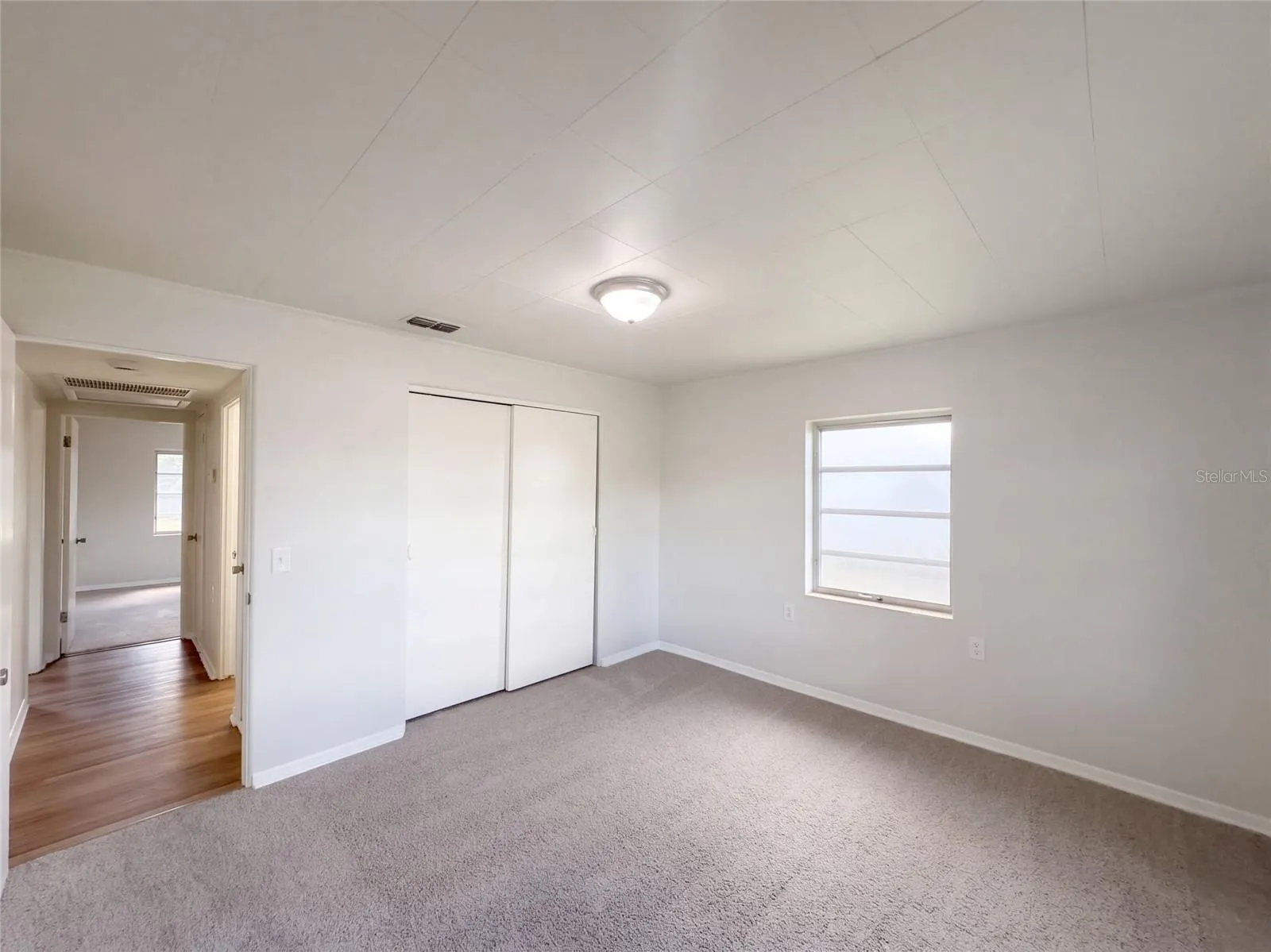 316 E WALNUT ST