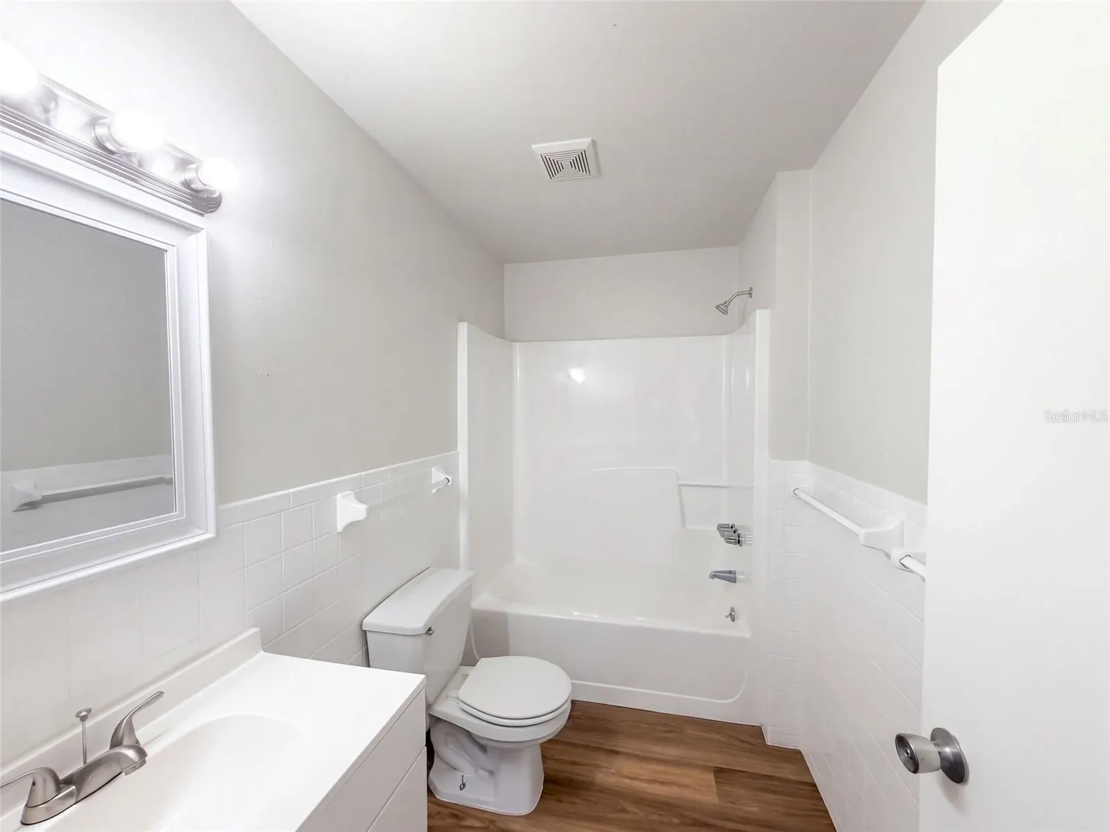 316 E WALNUT ST