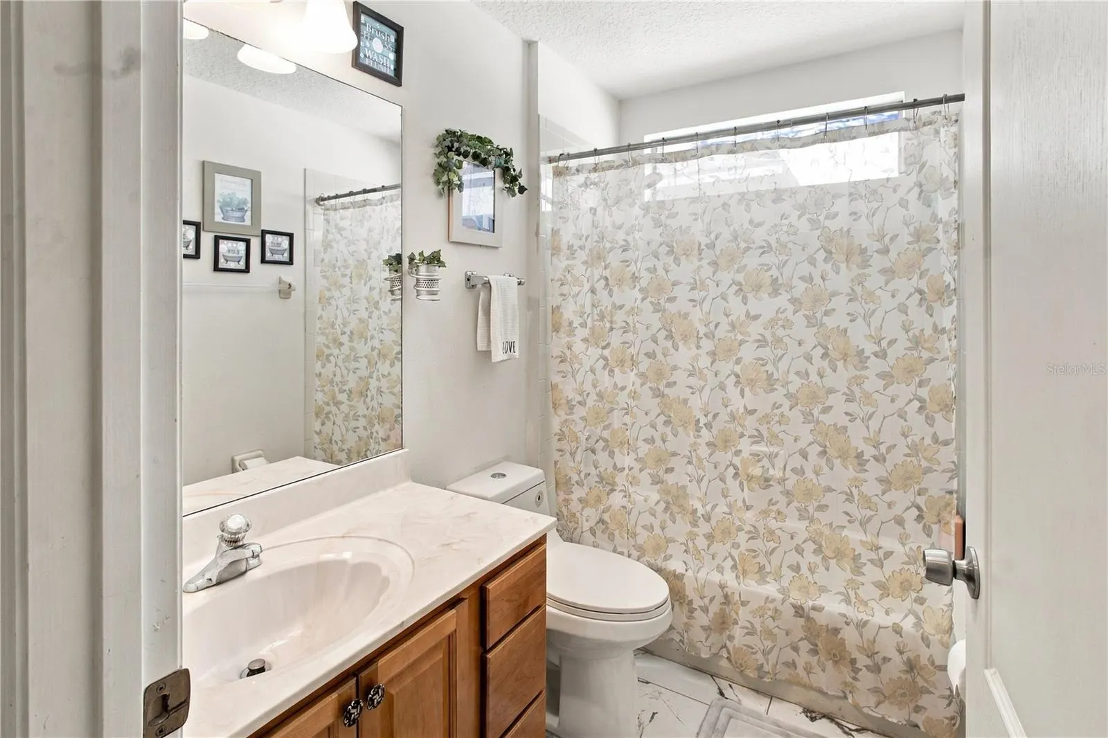 1907 VAN ALLEN CIR