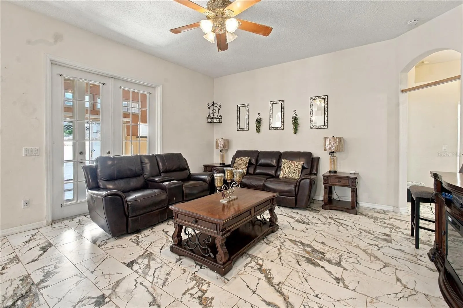 1907 VAN ALLEN CIR
