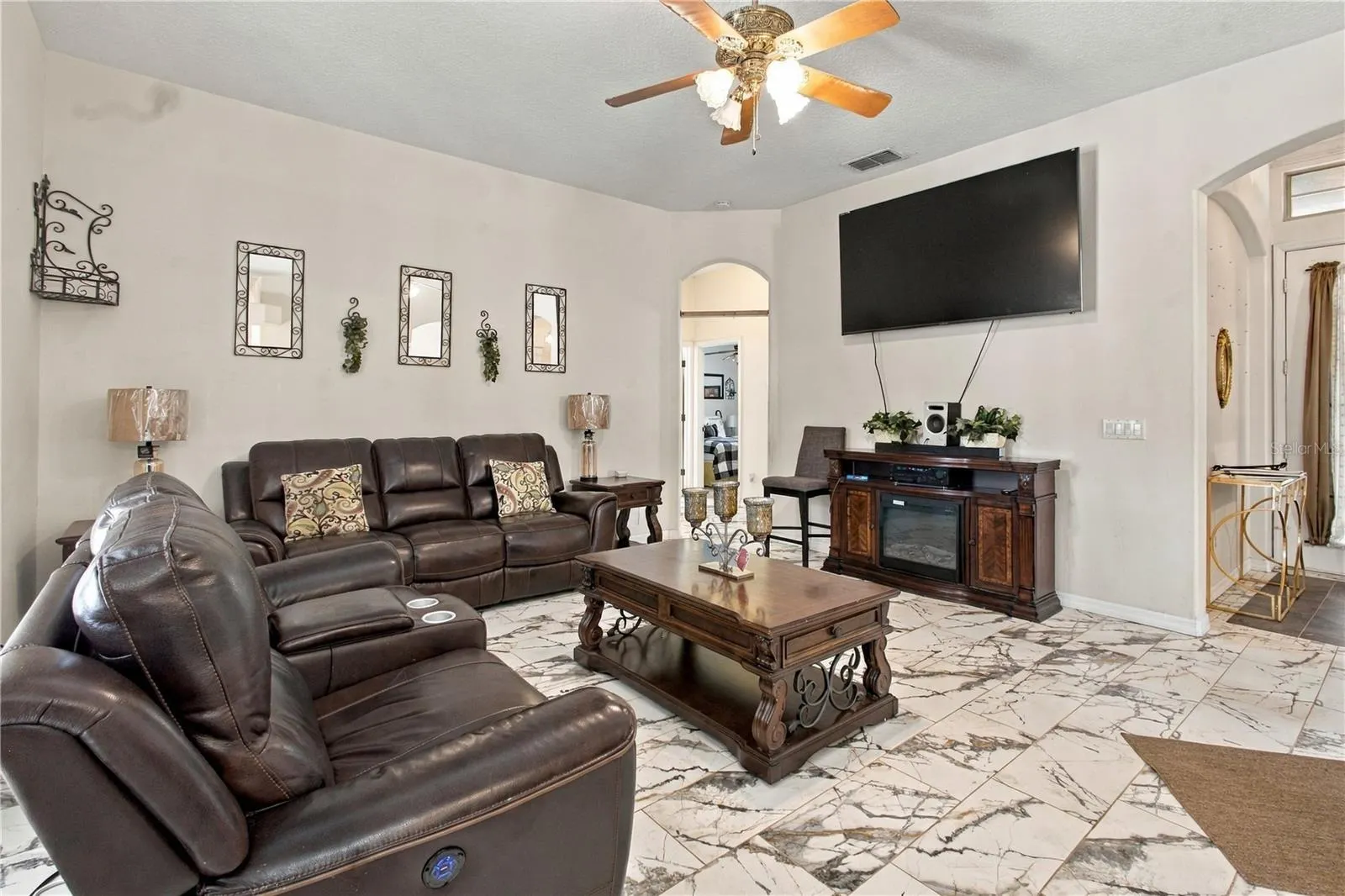 1907 VAN ALLEN CIR