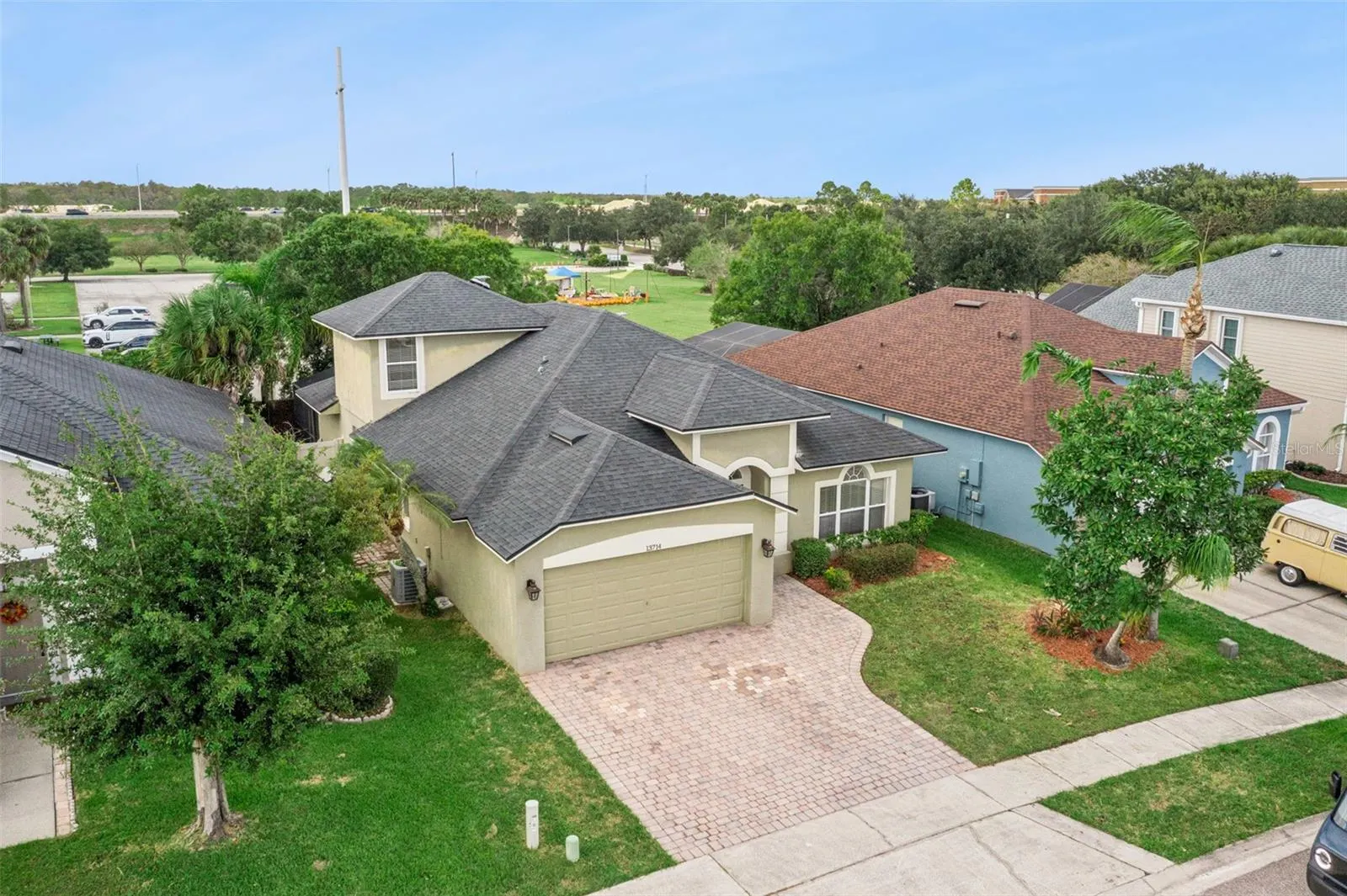13714 HUNTWICK DR