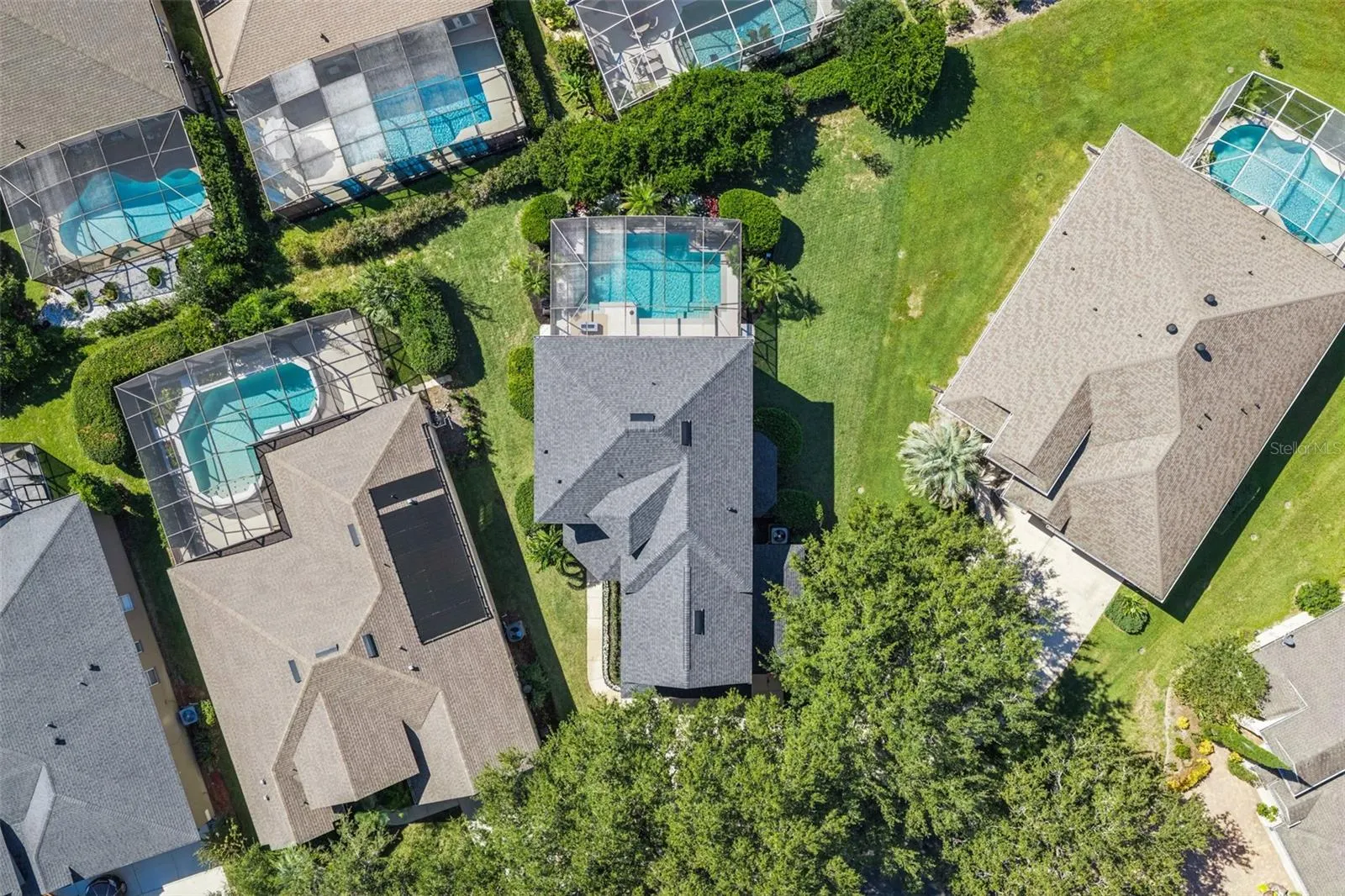 1027 RIDGEMOUNT PL
