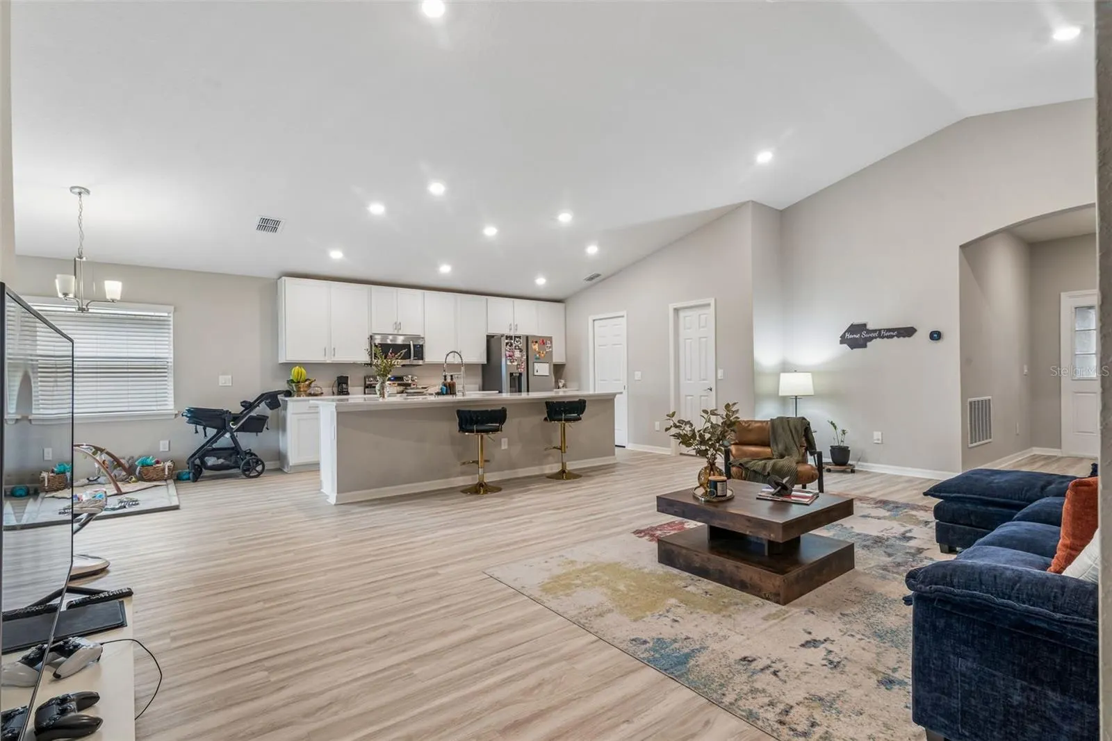 857 CYPRESS CREEK RUN