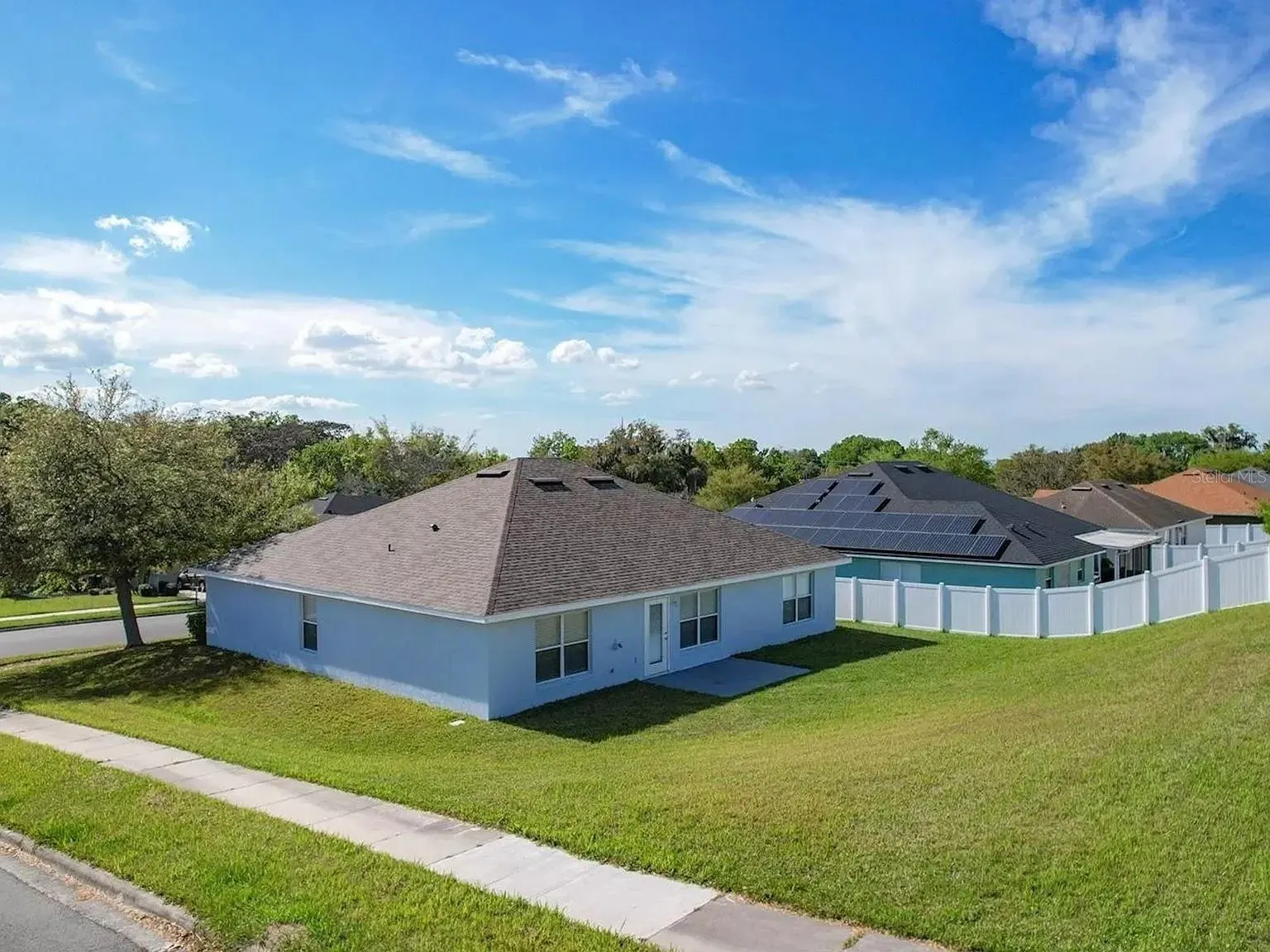 645 HEARTHGLEN BLVD