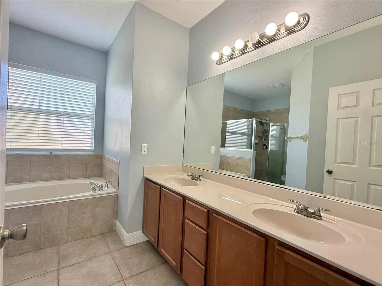 4205 CANBY DR
